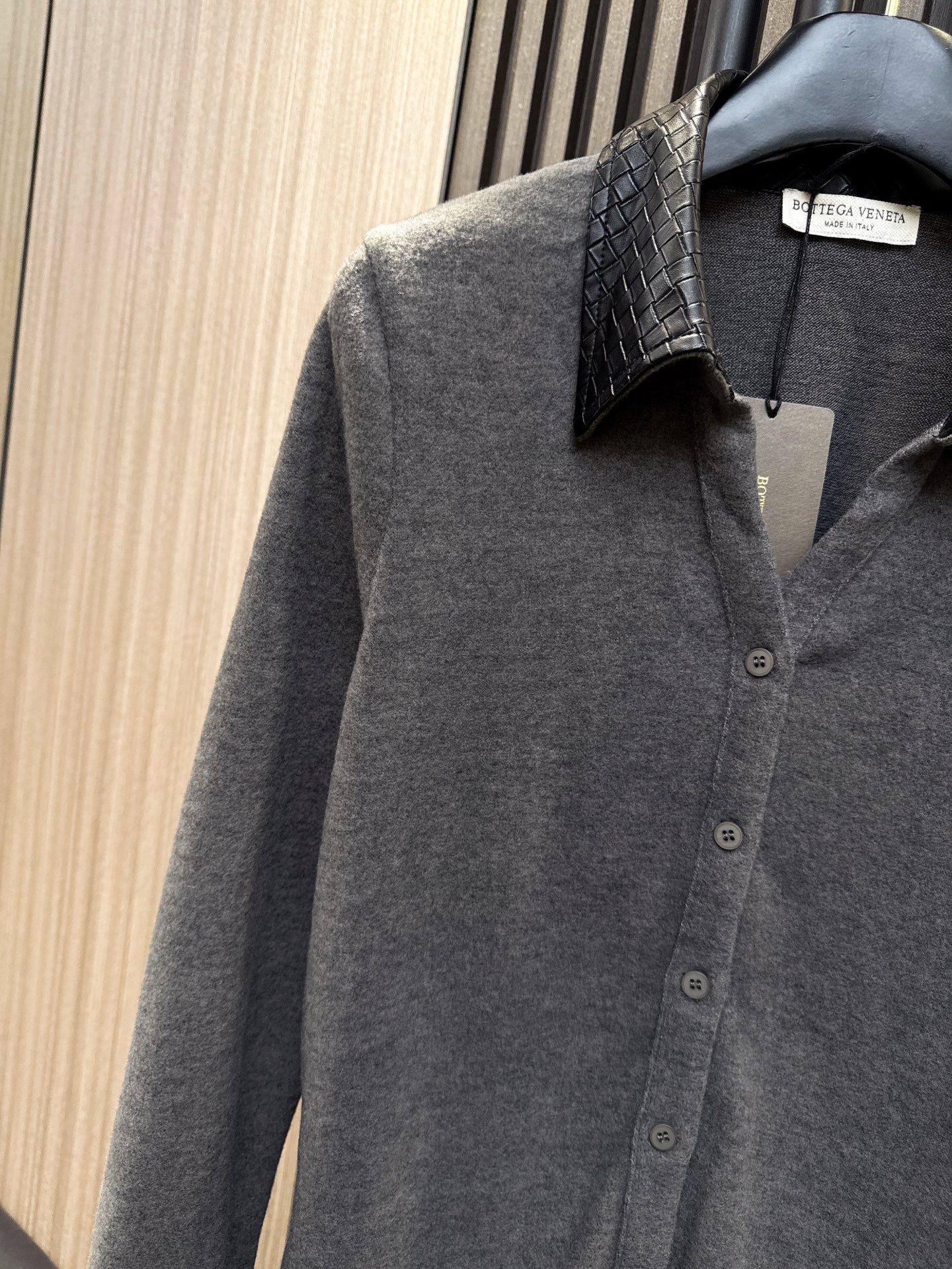 ✨✨✨BV✨✨✨2025秋冬新款💫 ✨BV精选 20%羊绒80%棉 V字翻领长袖小开衫✨ 【柔软亲肤】内