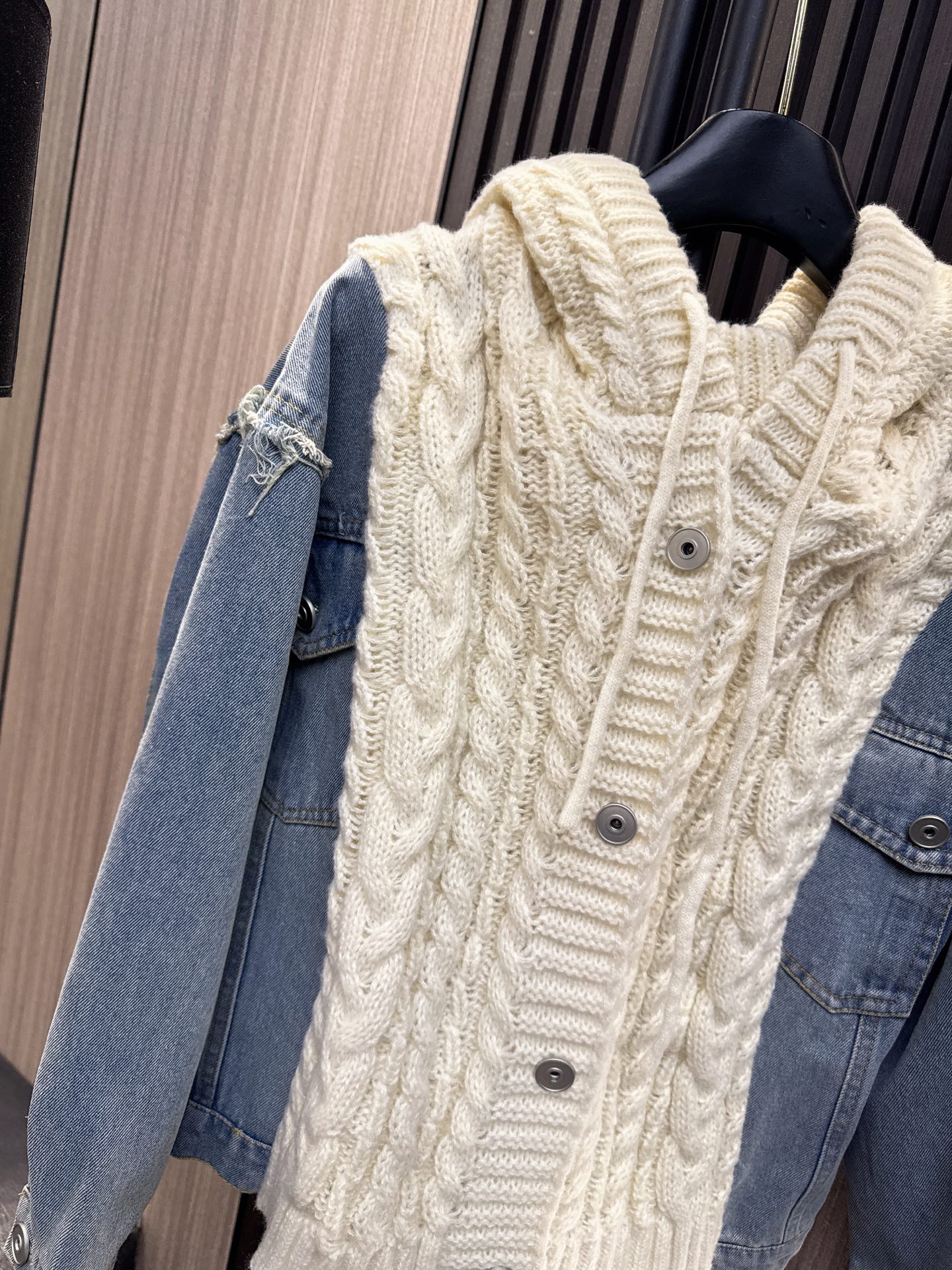 ✨✨✨ENFOLD✨✨✨2025秋冬新款💫 ENFOLD秋冬新品上市！精选70%羊毛与30%棉混纺面料，