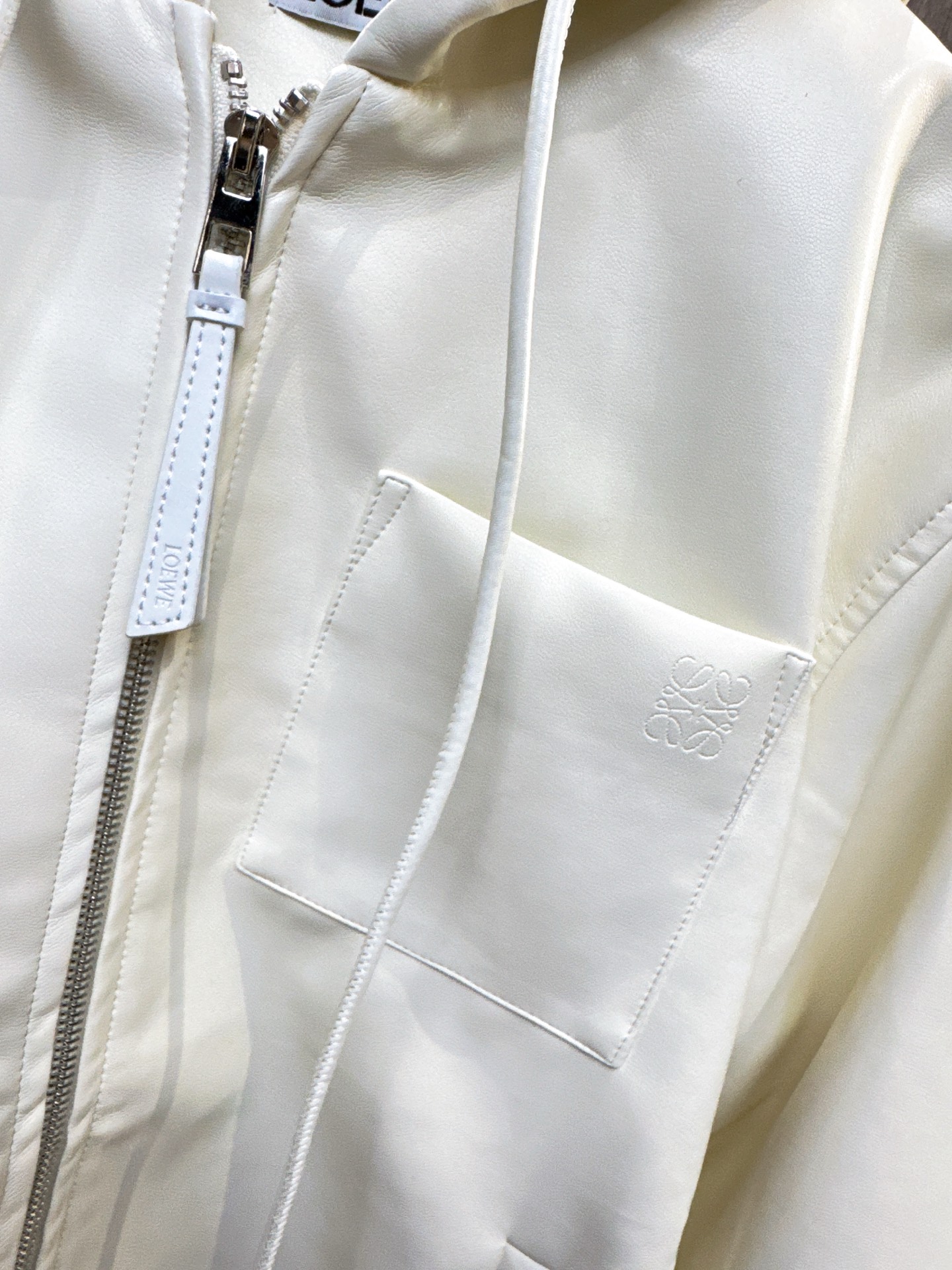 ✨✨✨LOEWE✨✨✨2025秋冬新款💫 