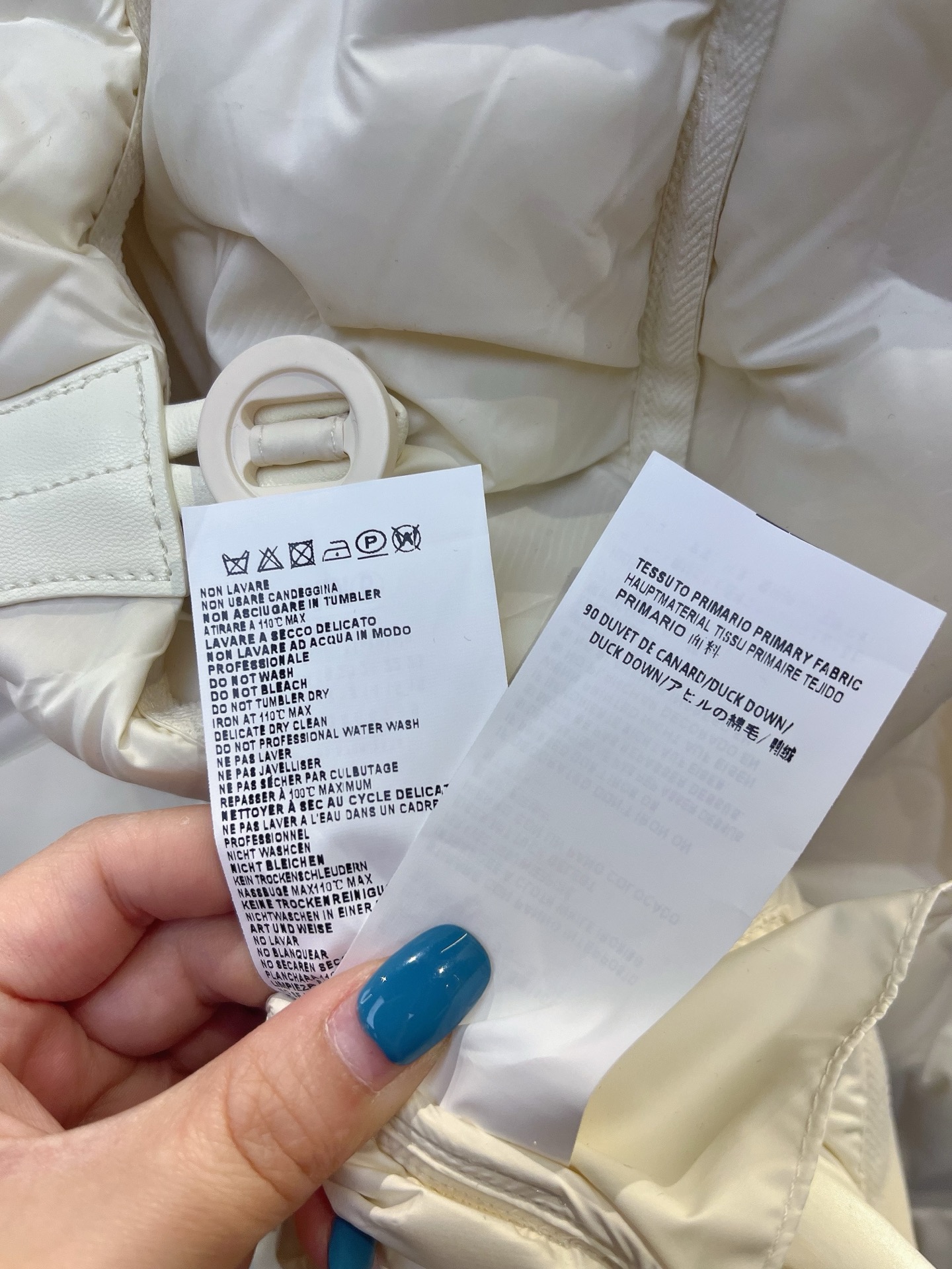 ✨✨✨玛吉拉✨✨✨ 【重磅上新】玛吉拉国际同款90%白鸭绒立领外套！时尚达人必入的冬季御寒神器✨ 精选高