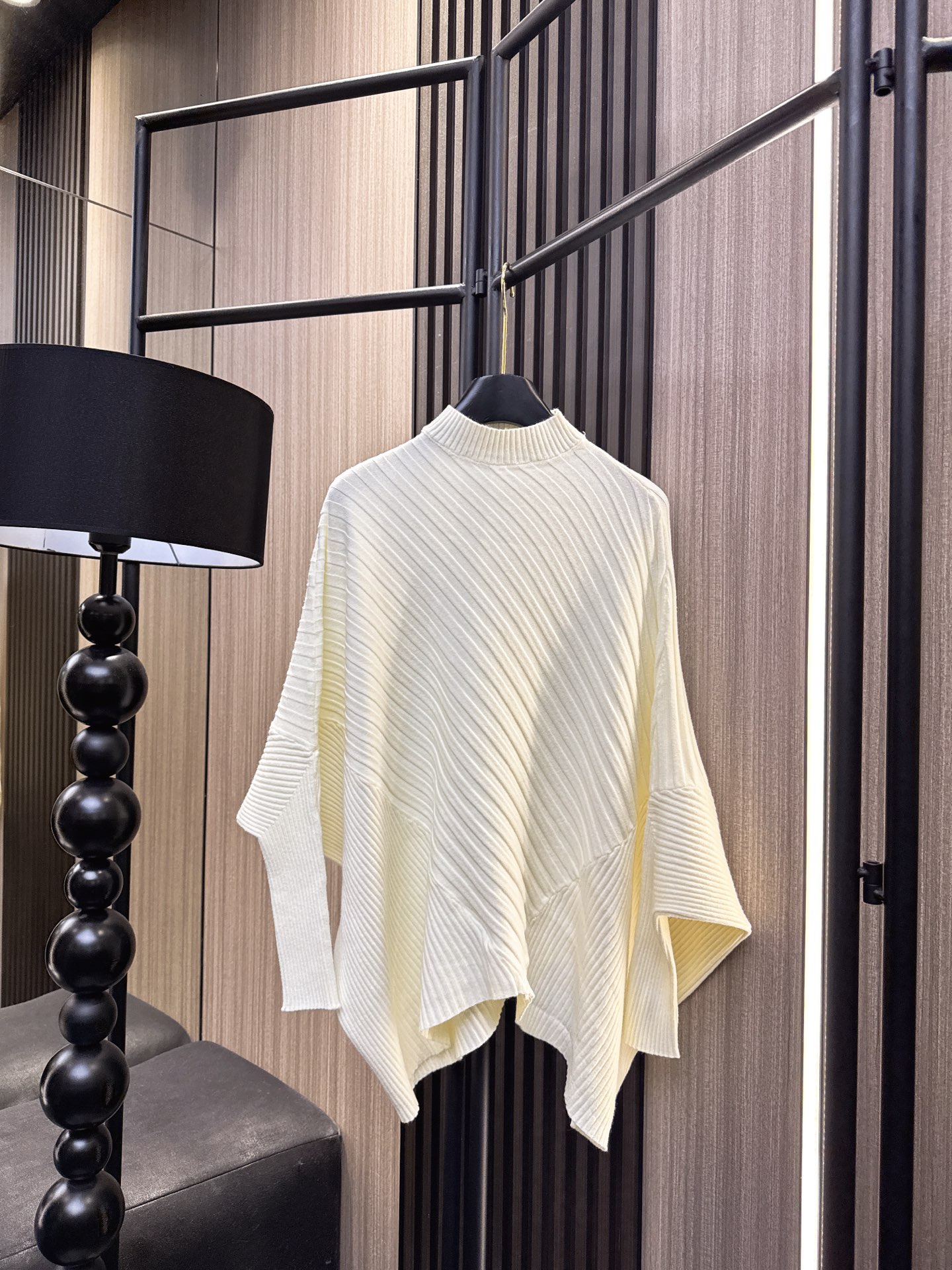 ✨✨✨sacai✨✨✨2025秋冬新款💫 【新到爆款】30%羊毛+70%精梳棉混纺，立领蝙蝠袖设计尽显慵