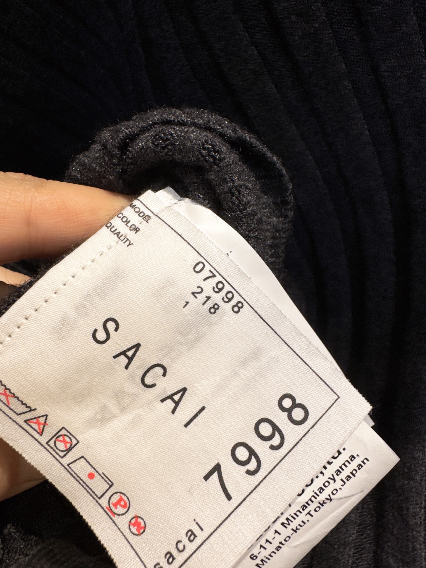 ✨✨✨sacai✨✨✨2025秋冬新款💫 【新到爆款】30%羊毛+70%精梳棉混纺，立领蝙蝠袖设计尽显慵