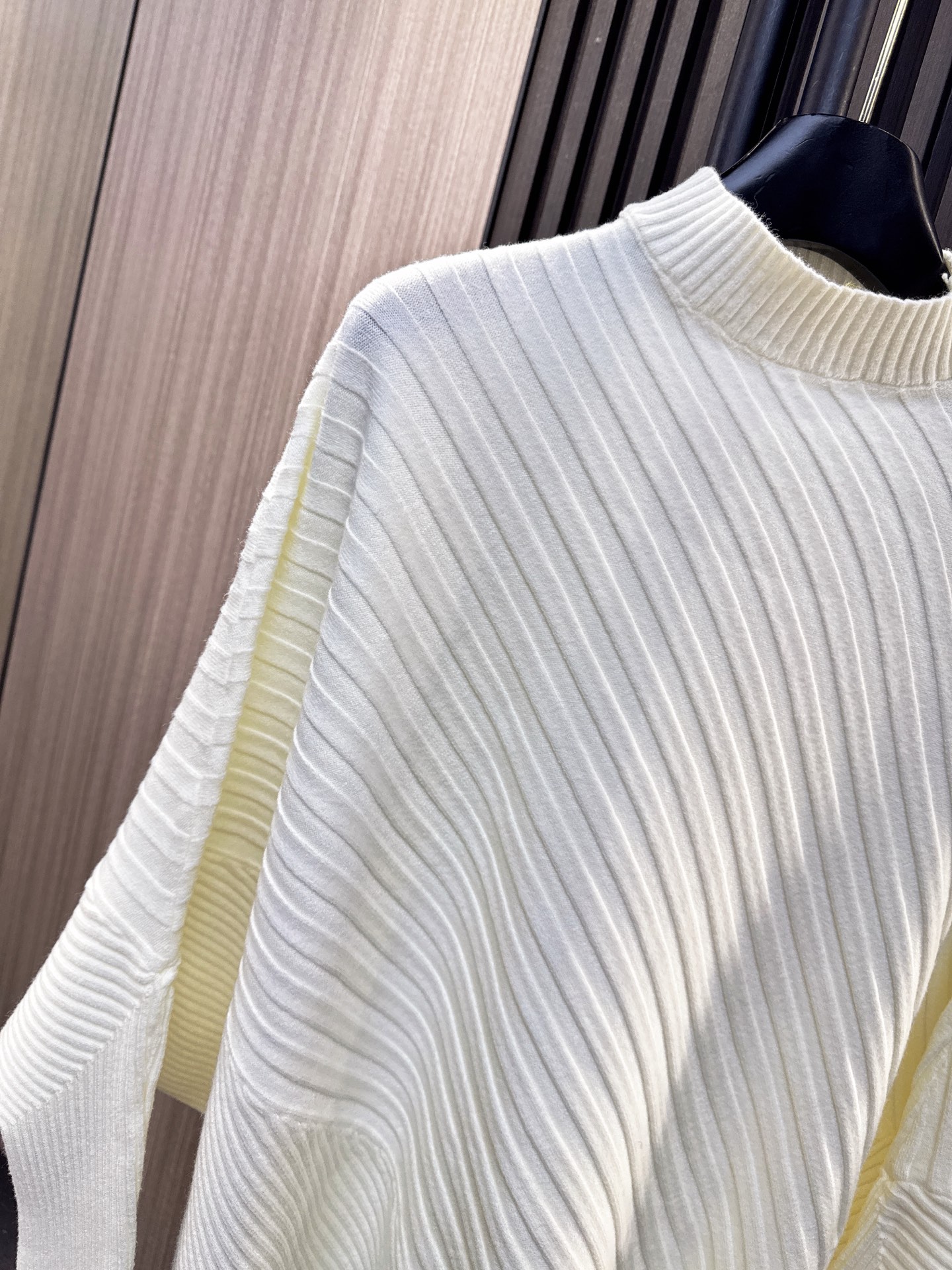 ✨✨✨sacai✨✨✨2025秋冬新款💫 【新到爆款】30%羊毛+70%精梳棉混纺，立领蝙蝠袖设计尽显慵