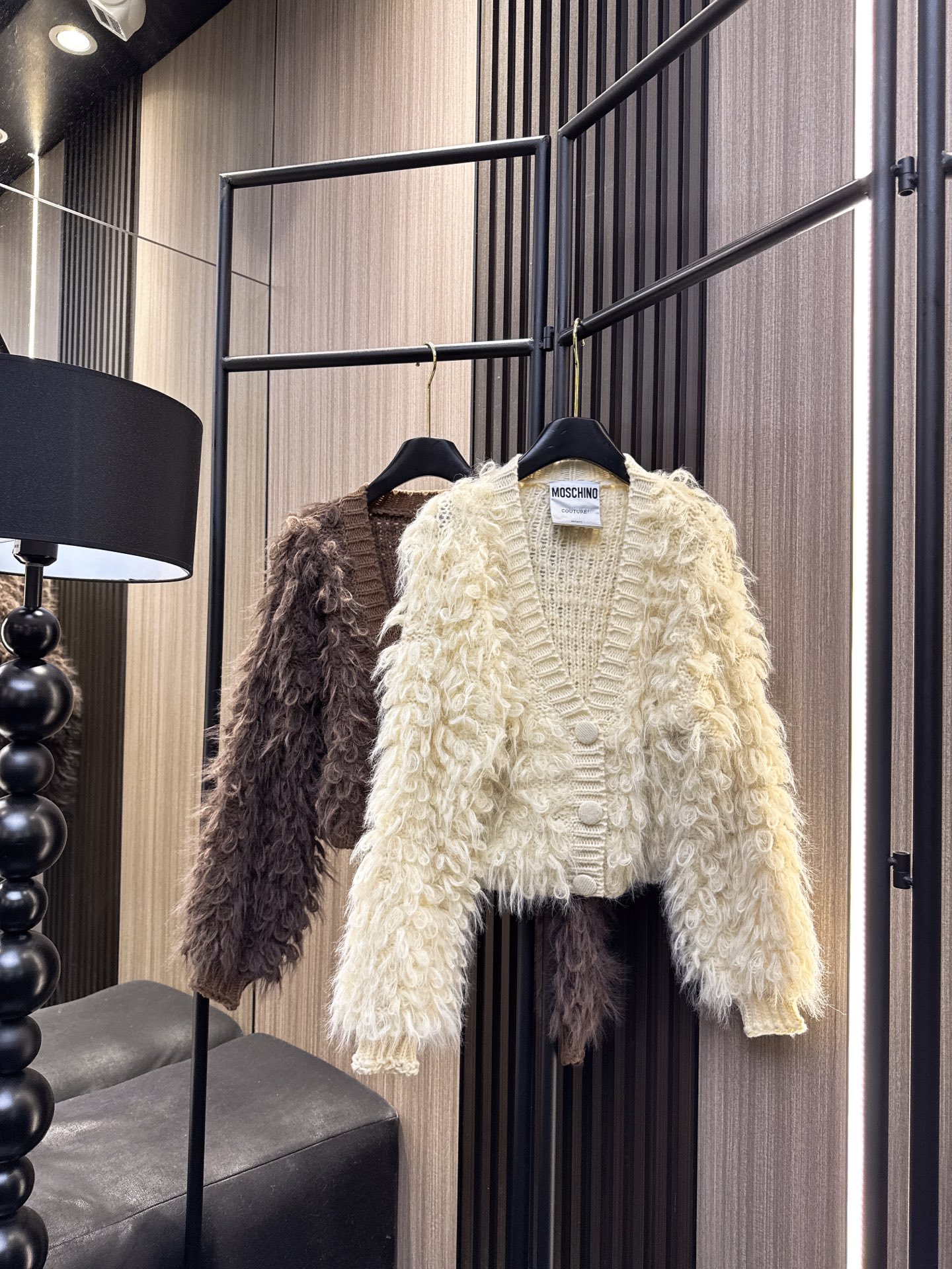 ✨✨✨MOSCHINO✨✨✨2025秋冬新款💫 秋冬新品重磅来袭！MOSCHINO 70%羊毛30%棉混