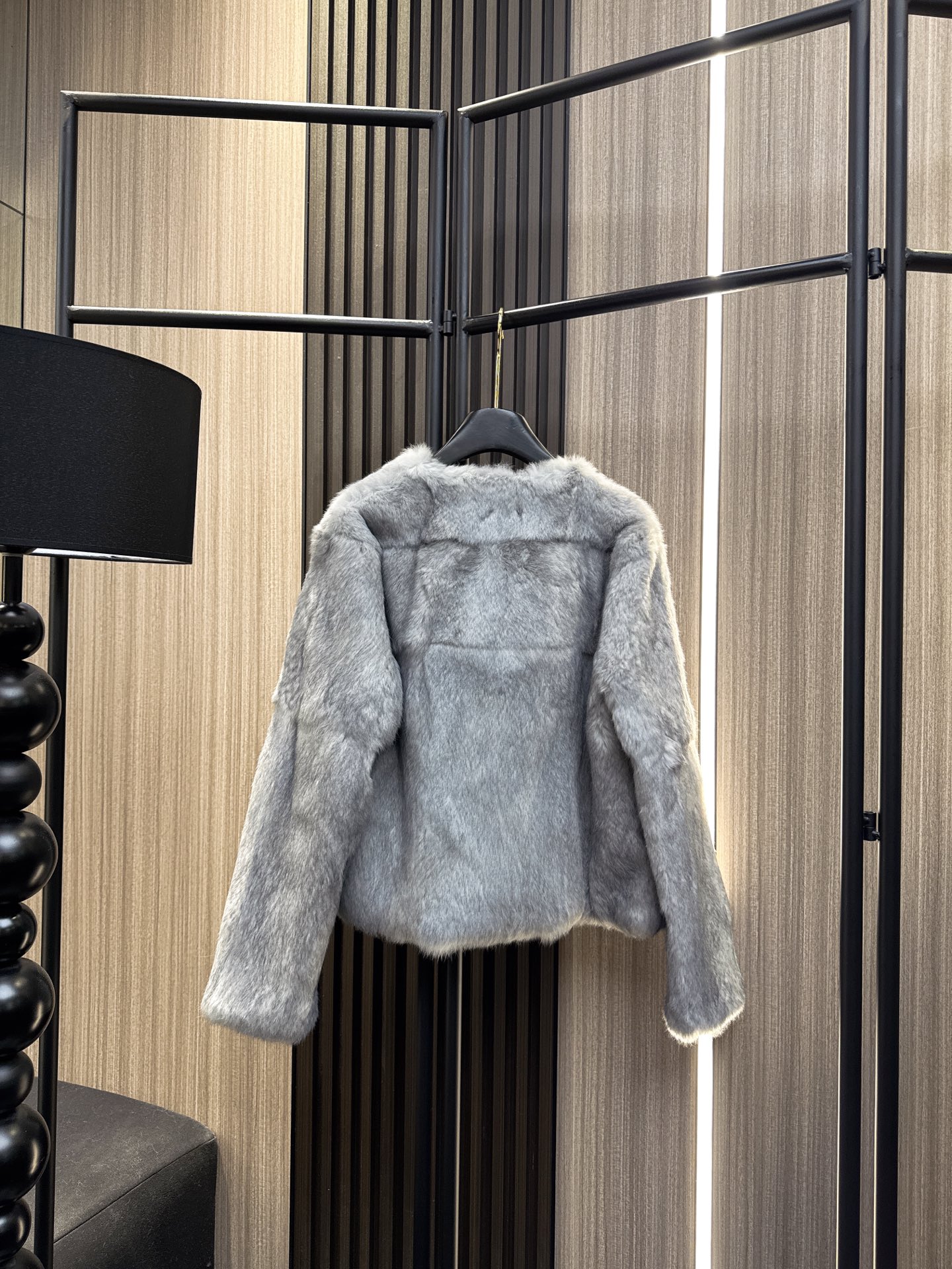 ✨✨✨CELINE✨✨✨2025秋冬新款💫 冬日暖绒の温柔暴击！精选兔毛面料，V领暗扣设计显瘦不挑人，长