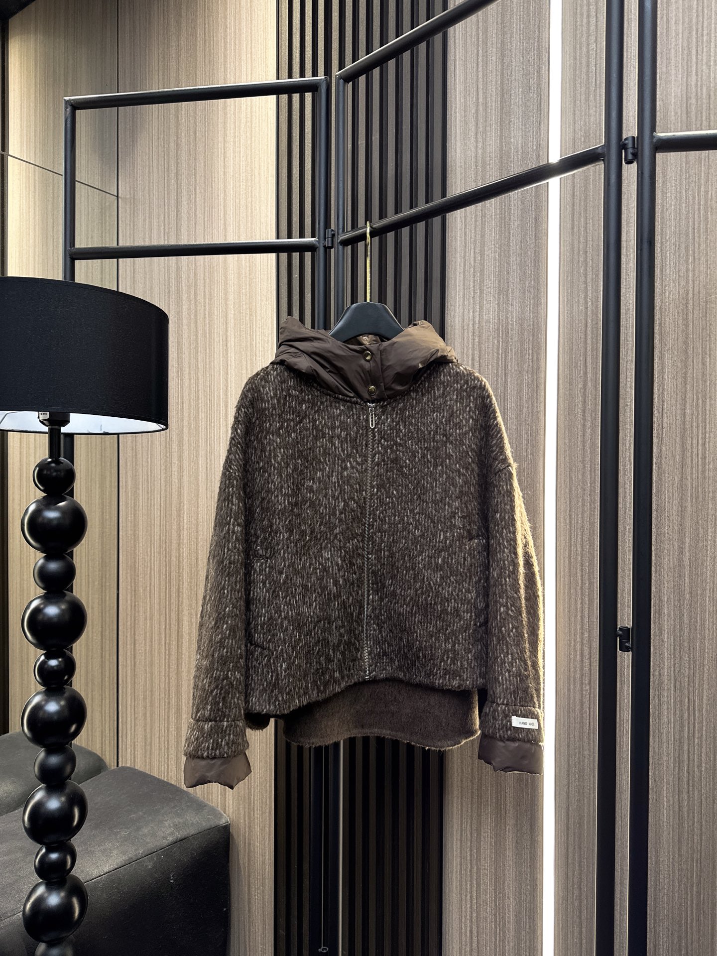✨✨✨玛吉拉✨✨✨2025秋冬新款💫 【秋冬新品】玛吉拉羊驼绒撞色连帽拉链外套温暖上市！选用柔软亲肤的羊