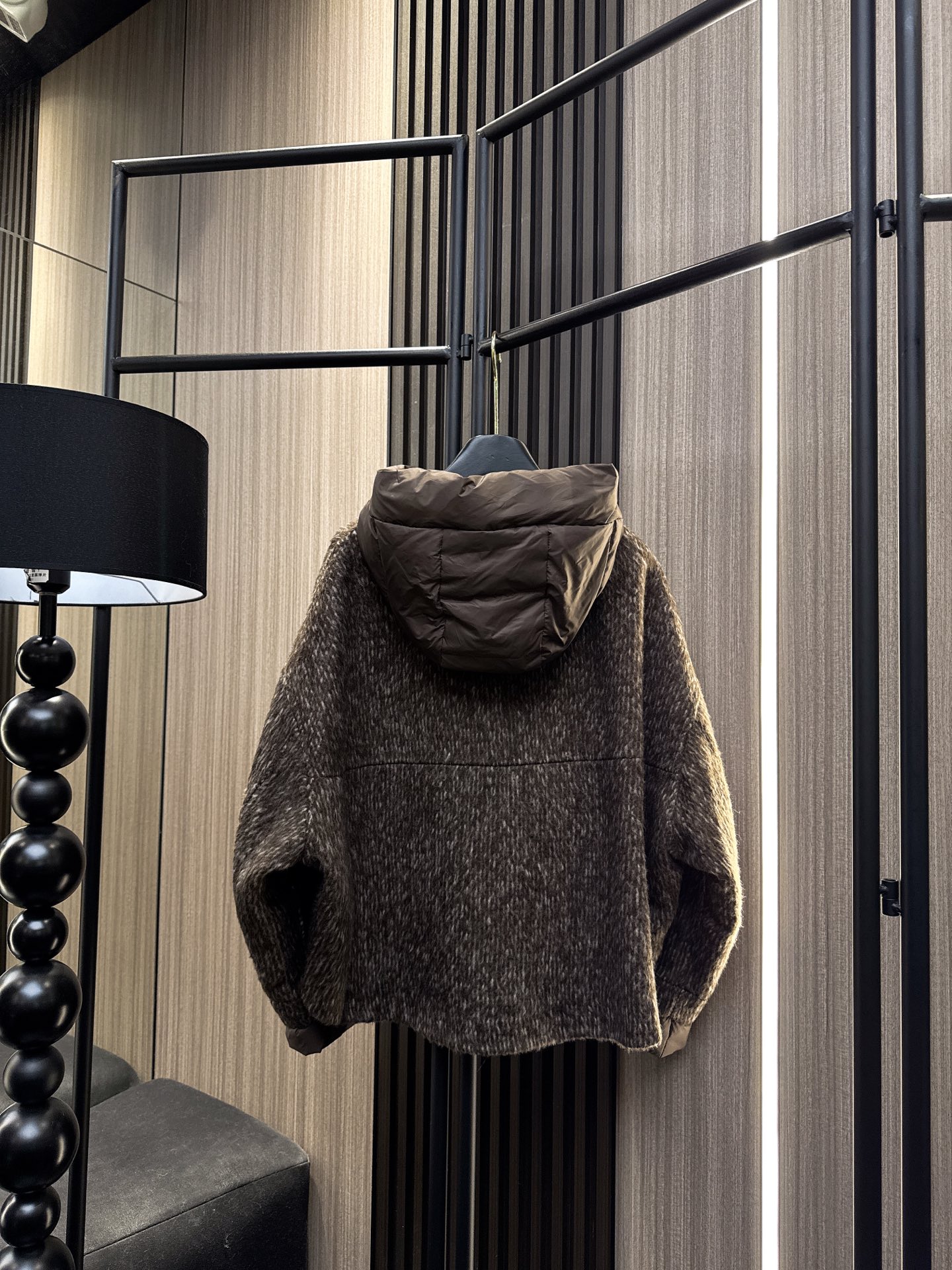 ✨✨✨玛吉拉✨✨✨2025秋冬新款💫 【秋冬新品】玛吉拉羊驼绒撞色连帽拉链外套温暖上市！选用柔软亲肤的羊