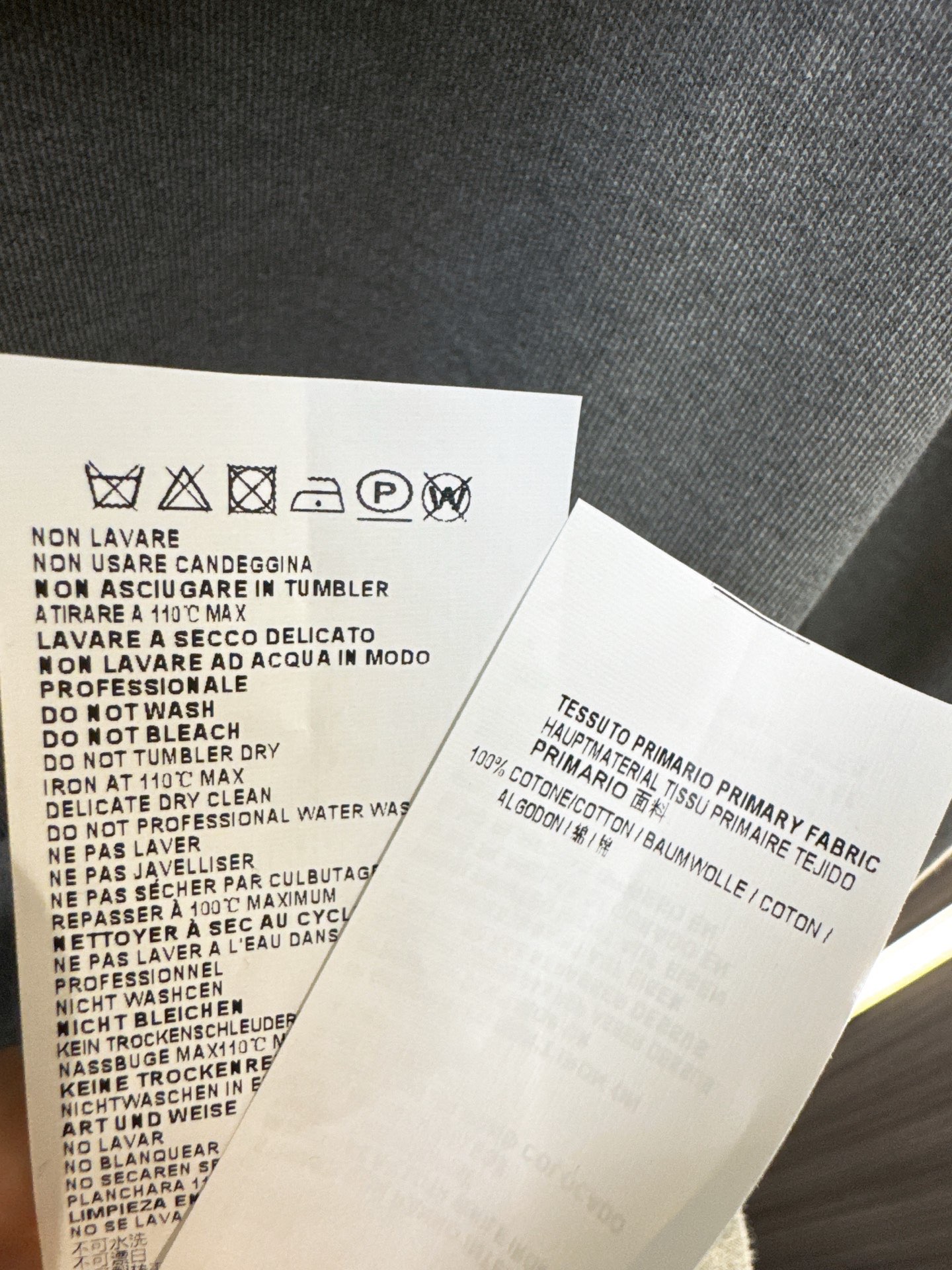 ✨✨✨玛吉拉✨✨✨2025秋冬新款💫 时尚搭配新选择！玛吉拉圆领上衣帽子两件套，简约设计展现优雅气质，百