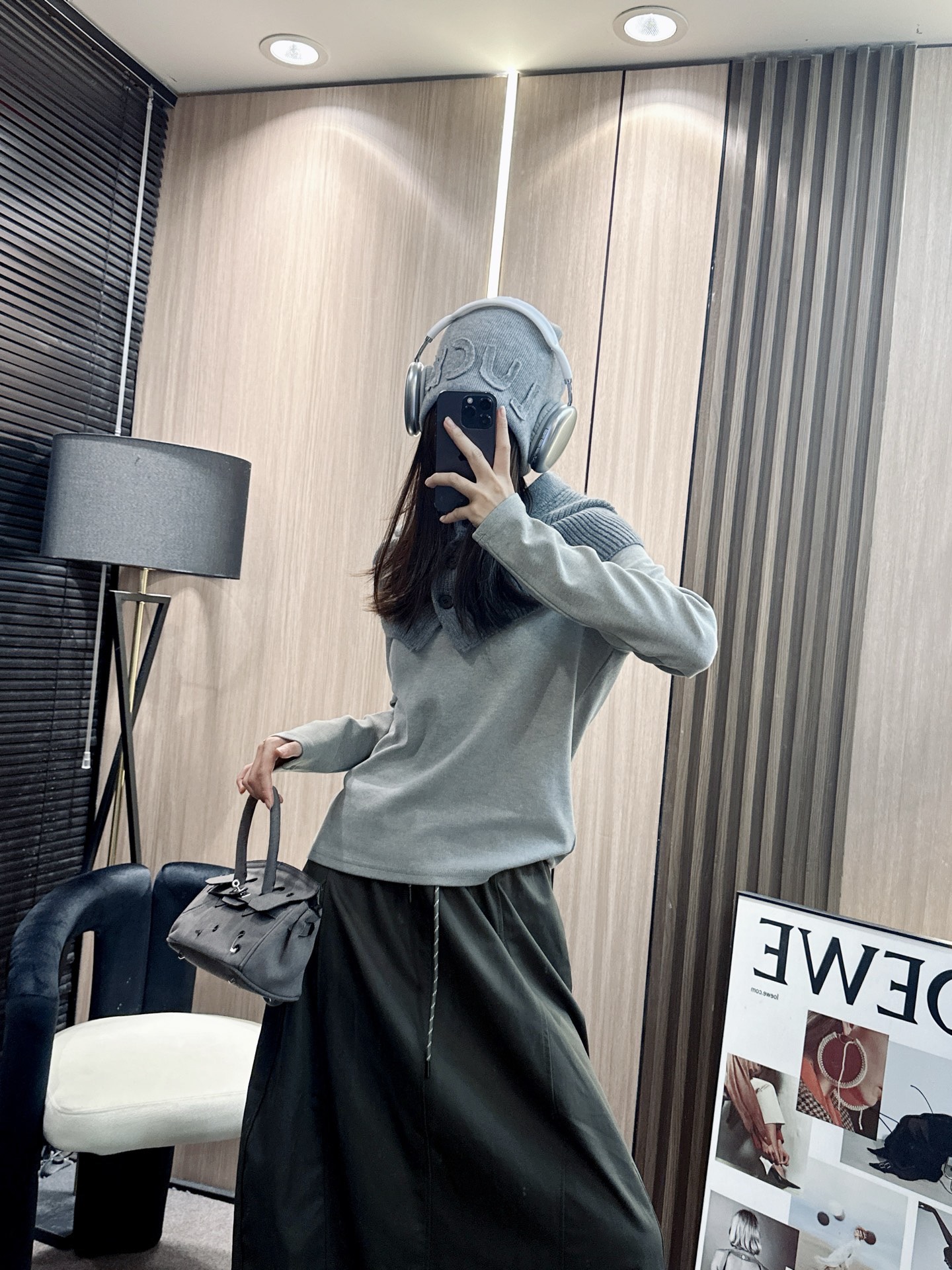 ✨✨✨玛吉拉✨✨✨2025秋冬新款💫 时尚搭配新选择！玛吉拉圆领上衣帽子两件套，简约设计展现优雅气质，百
