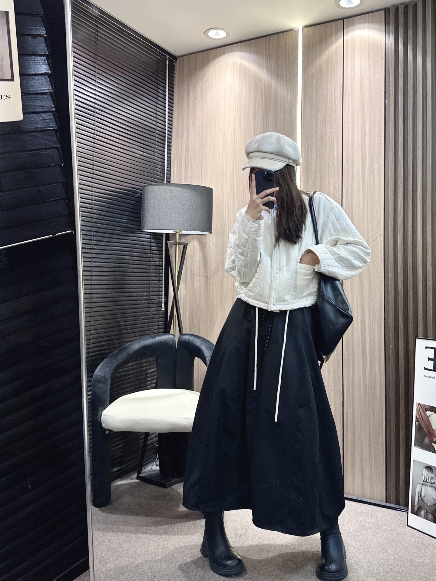 ✨✨✨玛吉拉✨✨✨2025秋冬新款💫 竖条与横条拼接设计，独特个性不撞衫！宽松版型搭配下摆抽绳，包容各种