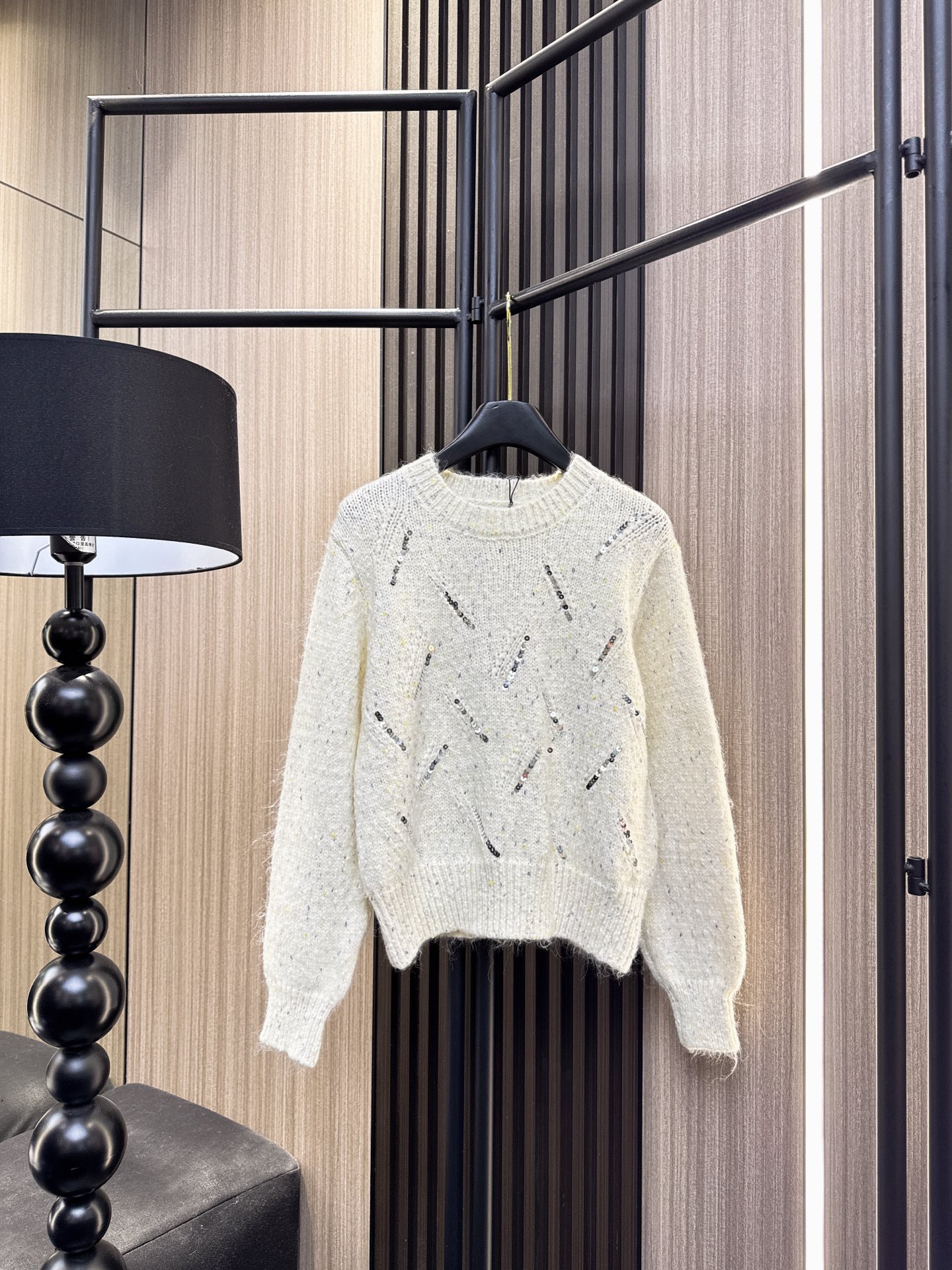 ✨✨✨miumiu✨✨✨2025秋冬新款💫 「闪耀一季」70%羊毛混纺30%棉质亮片上衣 ✨ 温暖与闪耀