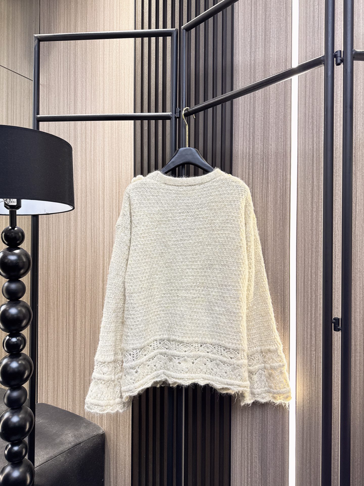 ✨✨✨伊莎贝尔✨✨✨2025秋冬新款💫 【新品上市】70%羊毛+30%棉混纺，亲肤保暖不扎人！精美蕾丝刺