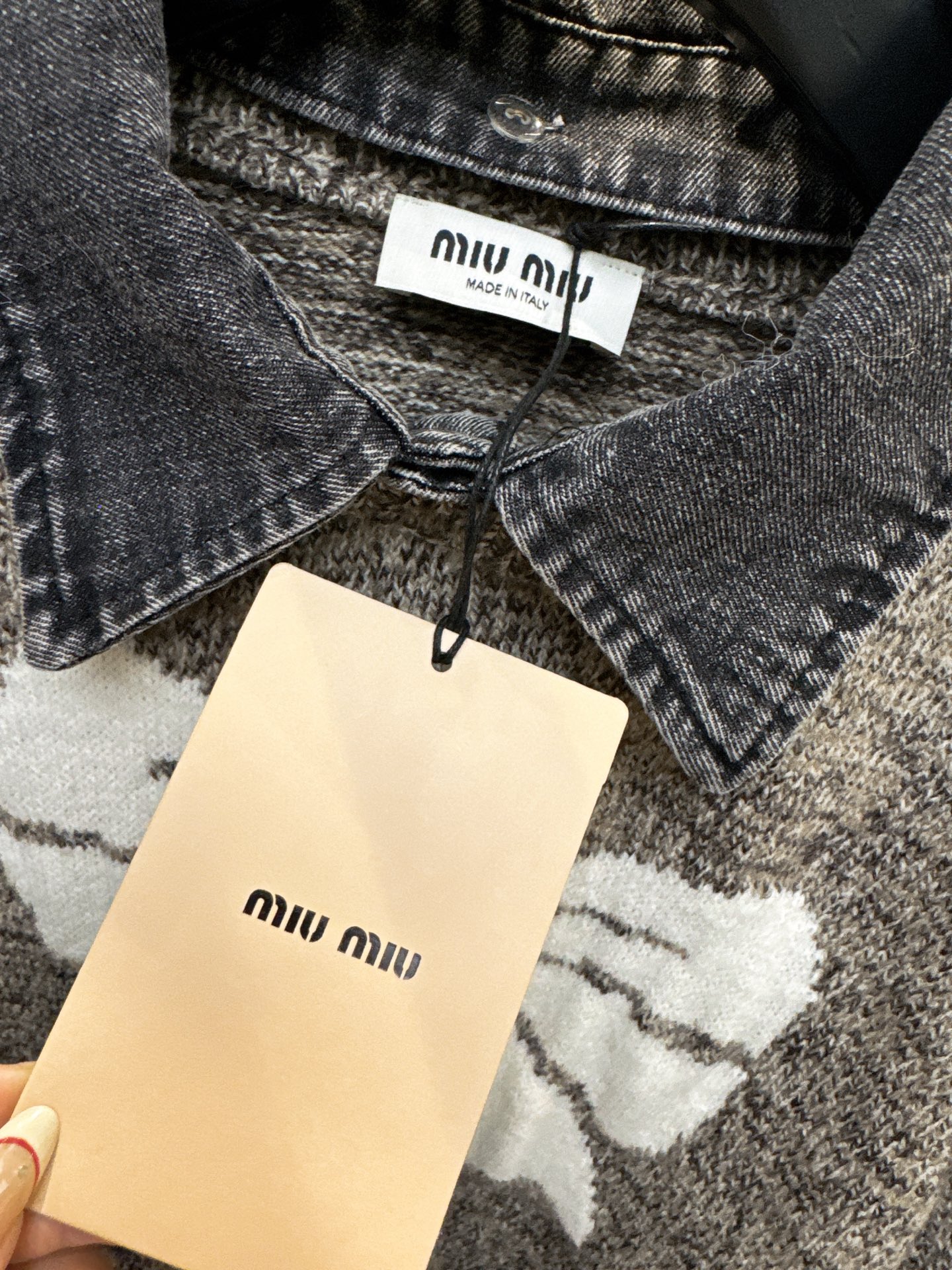 ✨✨✨miumiu✨✨✨2025秋冬新款💫 【轻甜少女感】70%羊毛混纺上衣✨可拆卸牛仔翻领一衣两穿💫蝴