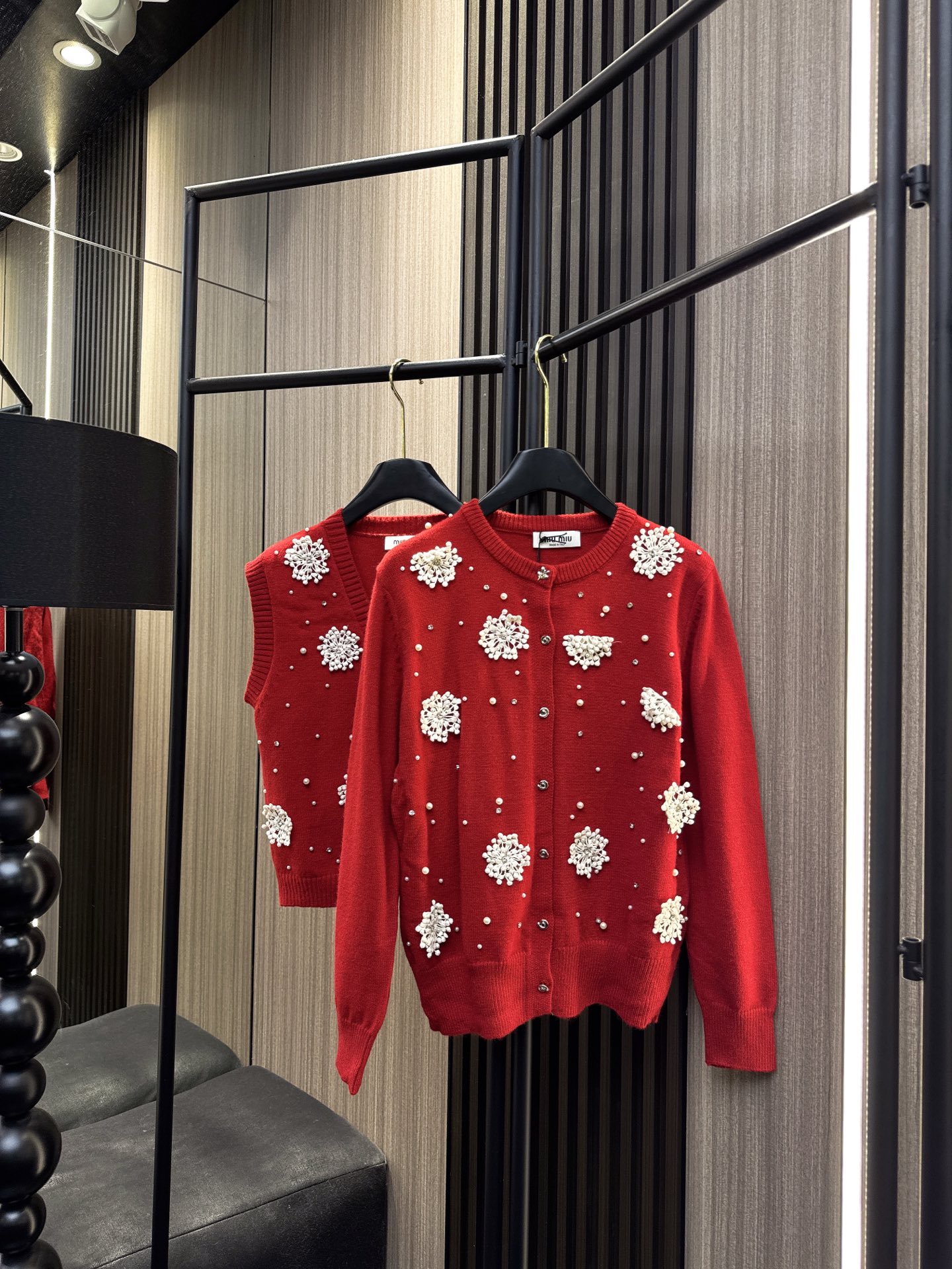 ✨✨✨miumiu✨✨✨2025秋冬新款💫 【爆款推荐】miu风羊毛两件套💫 70%羊毛+30%棉黄金配