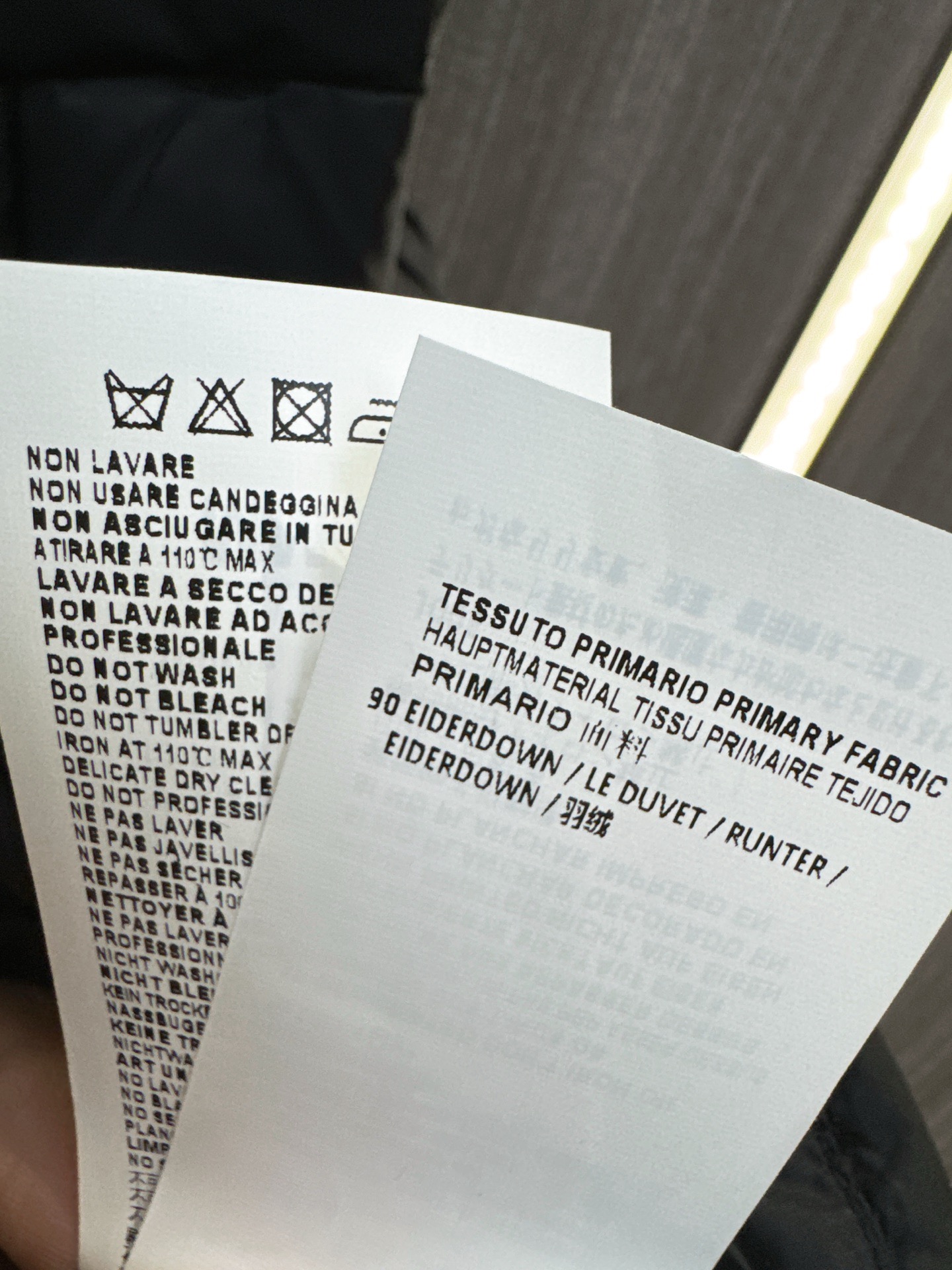 ✨✨✨玛吉拉✨✨✨2025秋冬新款💫 【玛吉拉90羽绒V领马甲】温暖与时尚并存！精选90绒优质填充，轻盈
