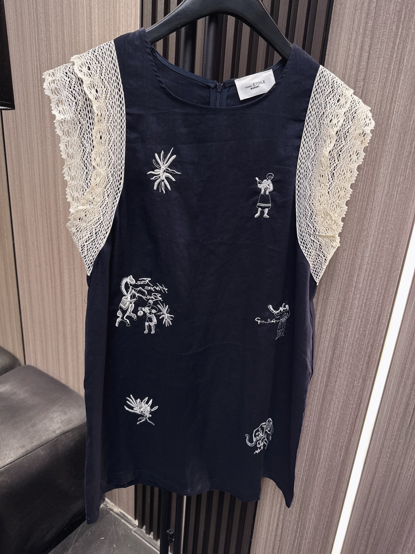 ✨✨✨伊莎贝尔✨✨✨2026春夏新款💫 超级大爆款【夏日轻盈】伊莎贝尔亚麻蕾丝飞袖刺绣连衣裙✨ 精选天然