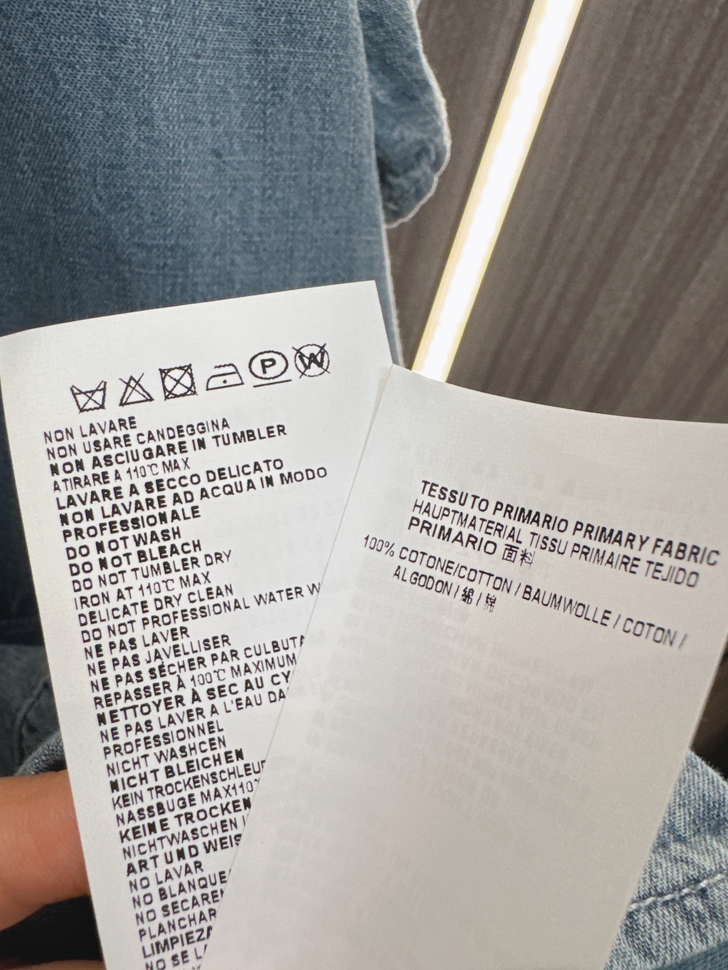 ✨✨✨MM6✨✨✨2026新版💫 MM6不规则剪裁，打破常规！短袖牛仔上衣，下摆俏皮延伸，酷中带甜，一件