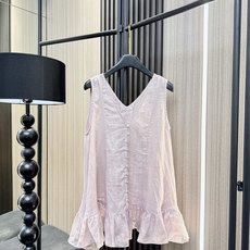 ✨✨✨N21✨✨✨2026新版💫 全苎麻的清爽,夏日本命V领小衫|透气排汗,简约高级永不过时,V领显瘦, ✨✨✨N21✨✨✨2026新版💫 全苎麻的清爽,夏日本命V领小衫|透气排汗,简约高级永不过时,V领显瘦,