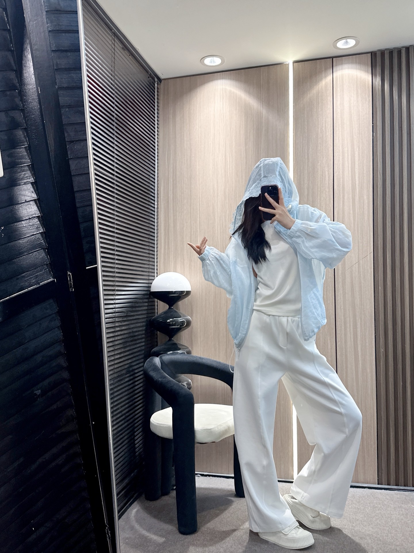✨✨✨MM6✨✨✨2026新版💫 夏日仙女标配🧚‍♀️100%苎麻长袖连帽防晒外套，重工水溶花边拼接，轻