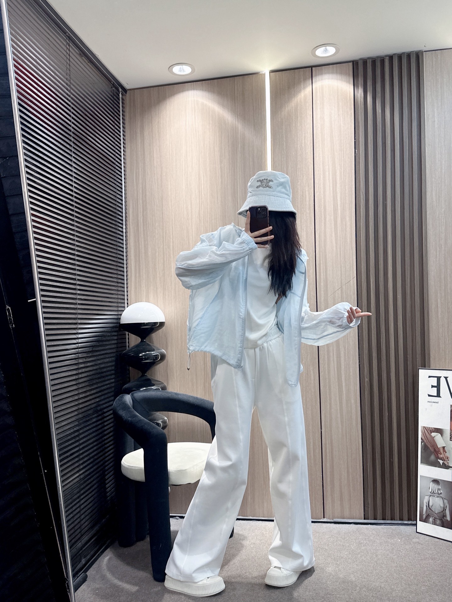 ✨✨✨MM6✨✨✨2026新版💫 夏日仙女标配🧚‍♀️100%苎麻长袖连帽防晒外套，重工水溶花边拼接，轻