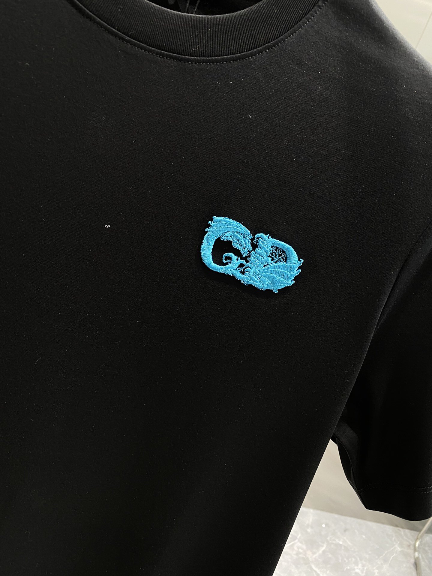 迪家2024Ss最新款短袖T恤原标定制面料手感柔软穿着舒适做工精细.上身效果无敌帅气码数M-3XL隔天