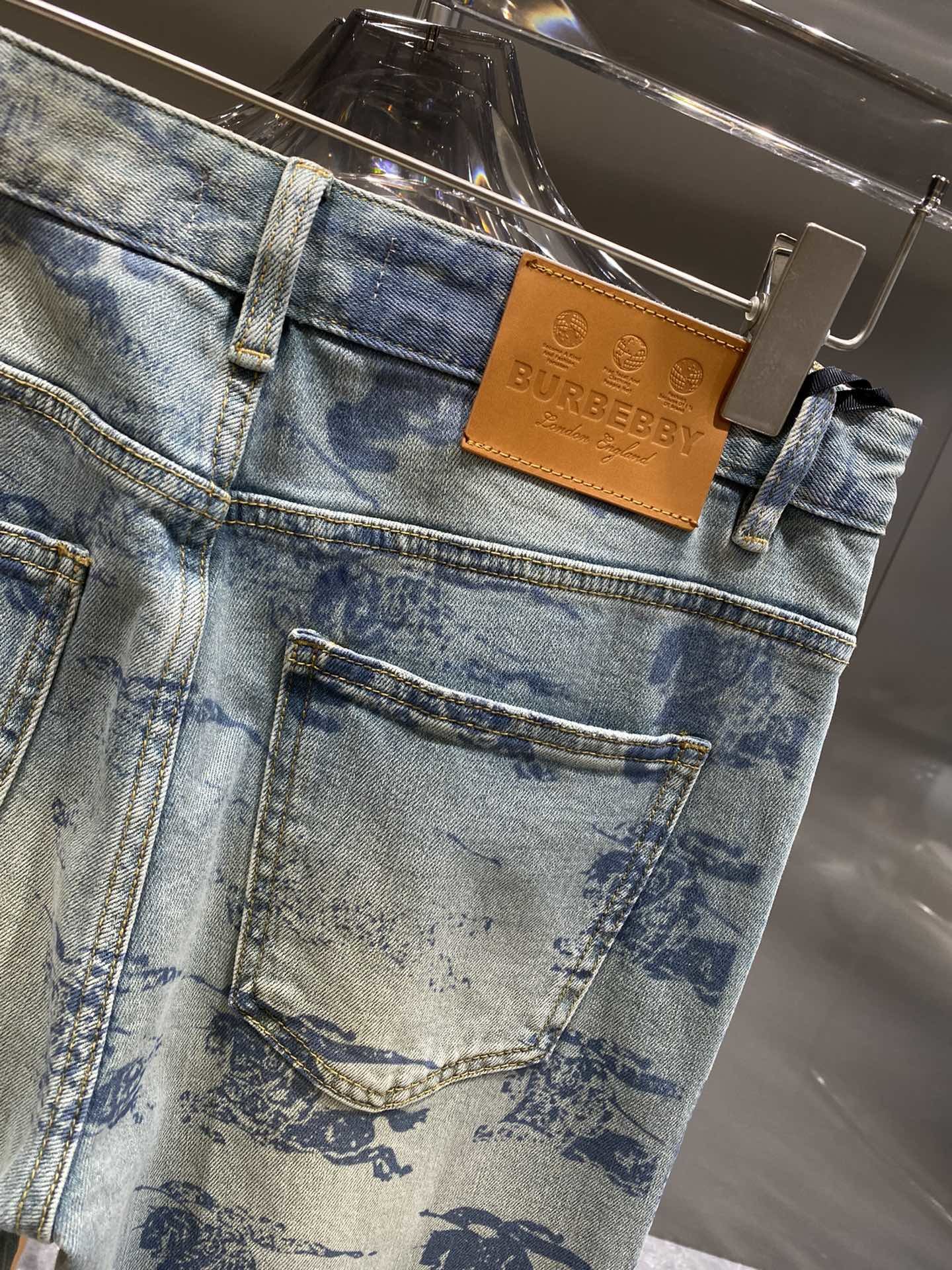 巴家2024新品专柜有售实体店极品牛仔裤专柜原版1:1好货适合各个年龄段市场最高版本的欧洲进口面料舒适柔