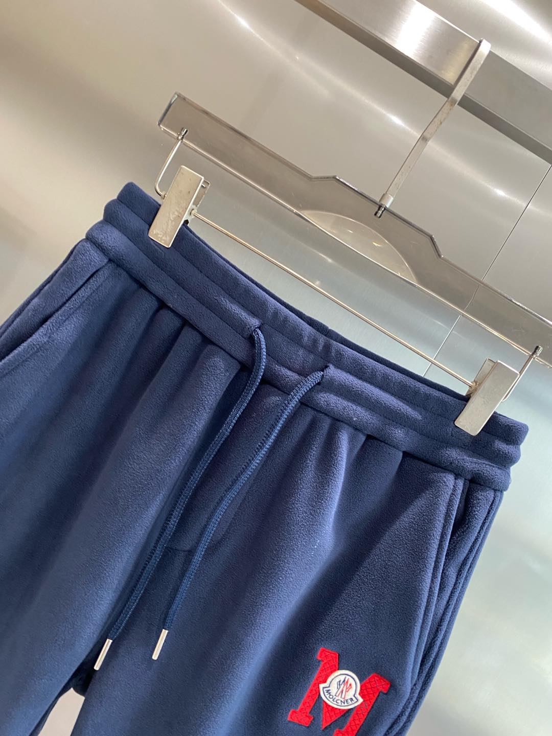 断码清仓：L🧧福利价：110。 不退不换