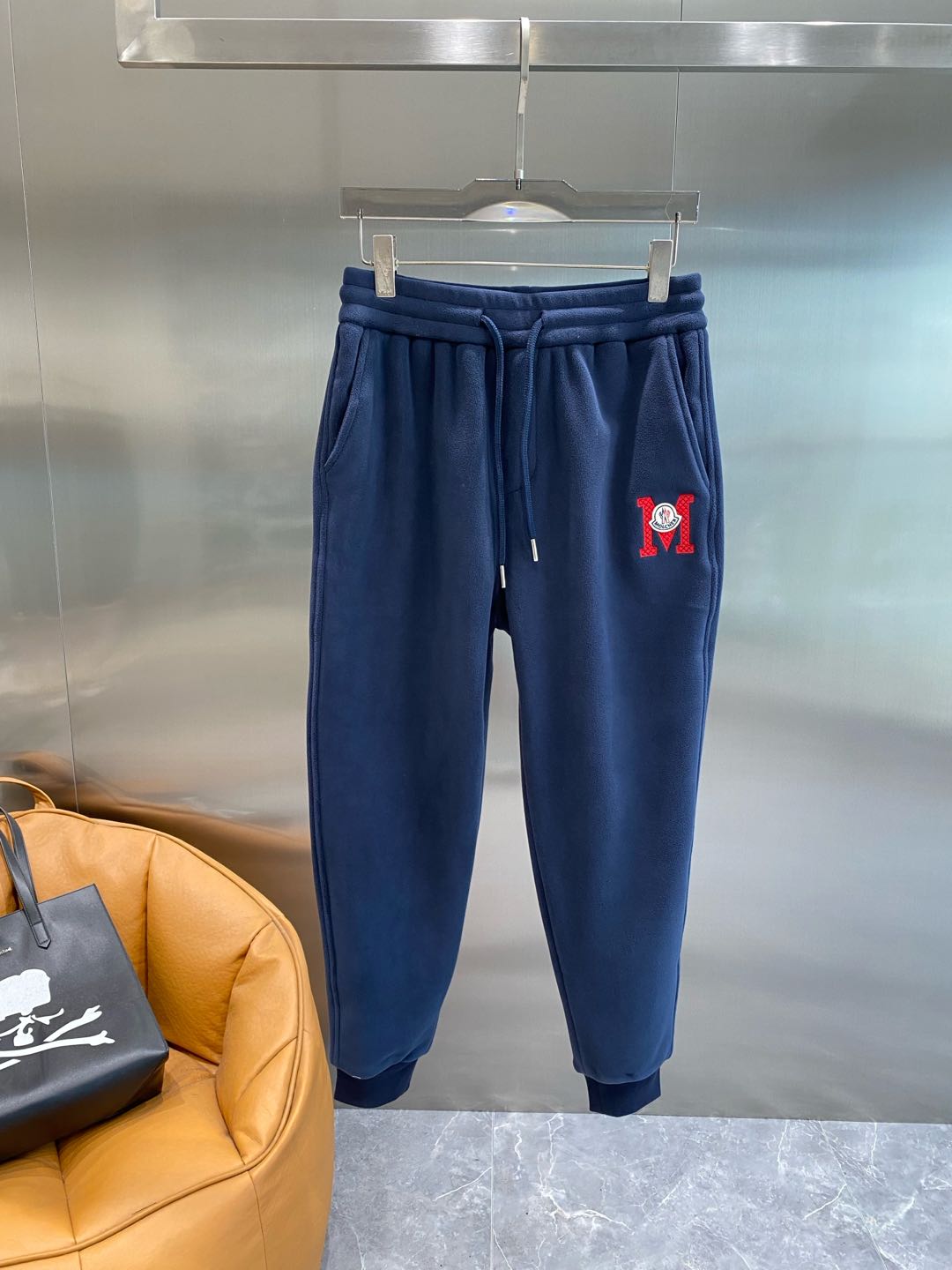 断码清仓：L🧧福利价：110。 不退不换