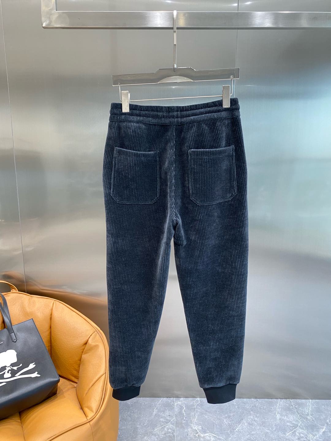 断码清仓：L🧧福利价：110。 不退不换