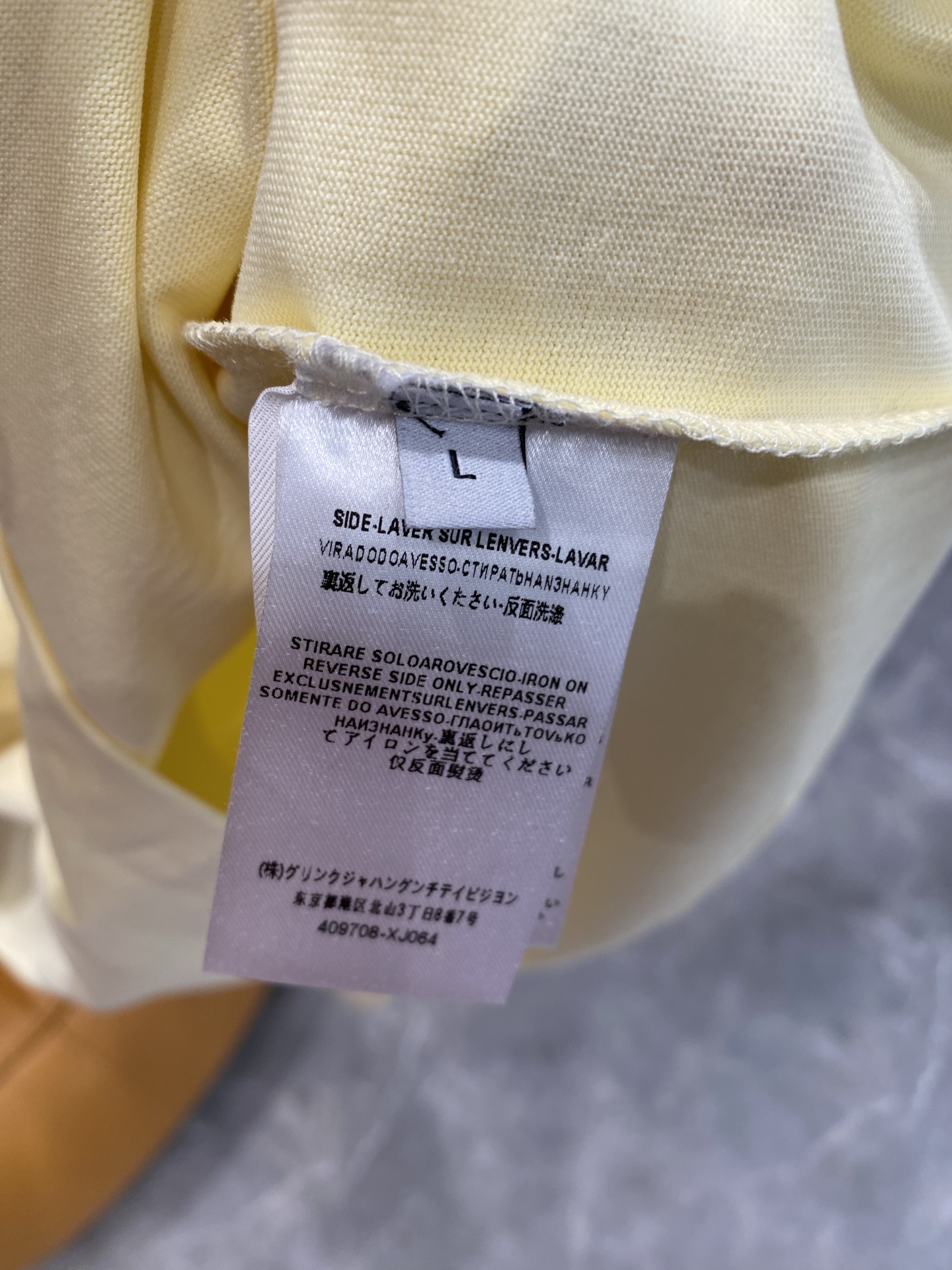 《𝙉𝙚𝙬🤍🖤 古家》
Gucci T恤，经典Logo的百搭魅力T恤呀！
每件T恤上都有大大的双G标志与“