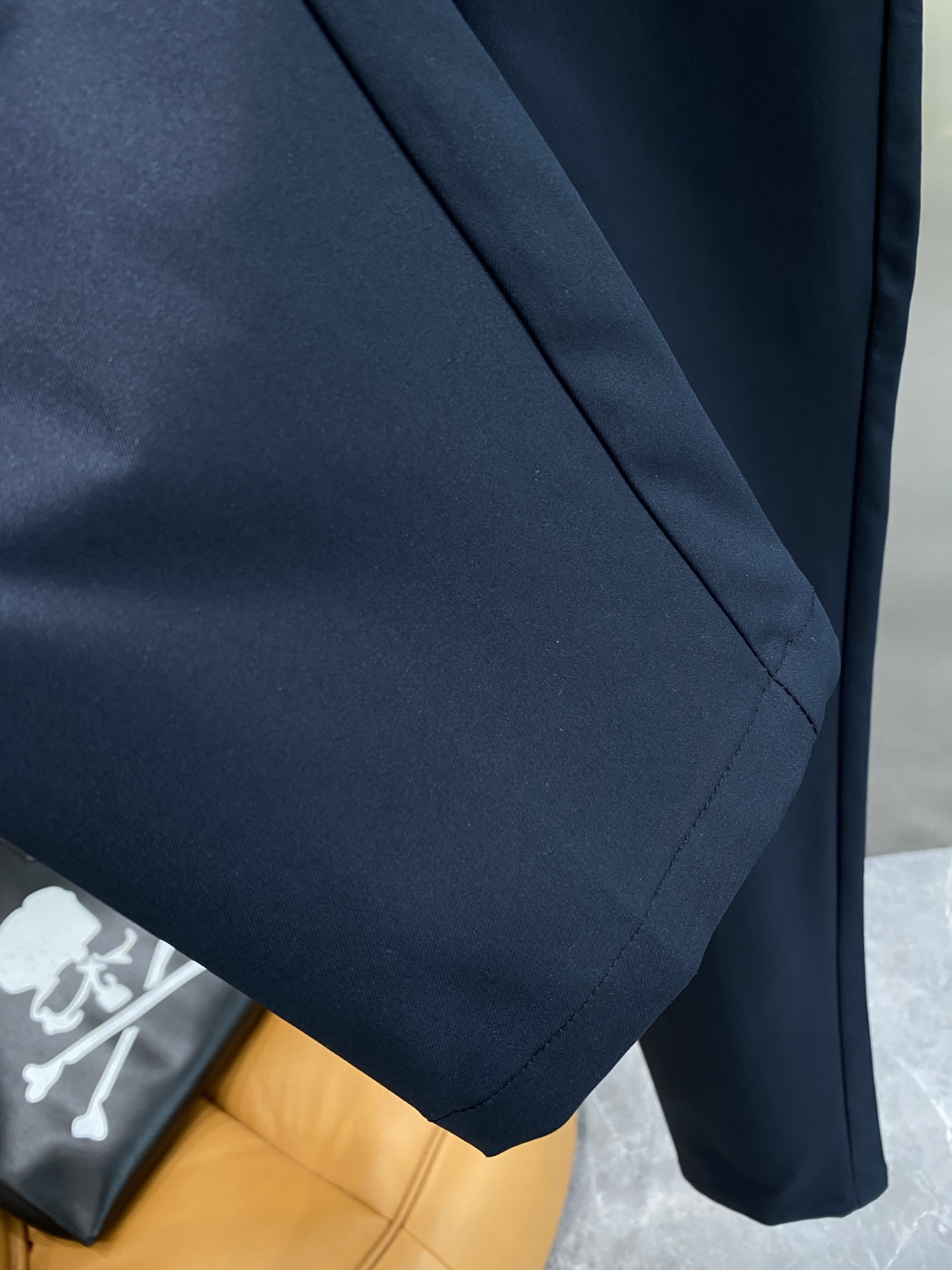 “Stylish LP Pants for Office Confidence” - 图片 7