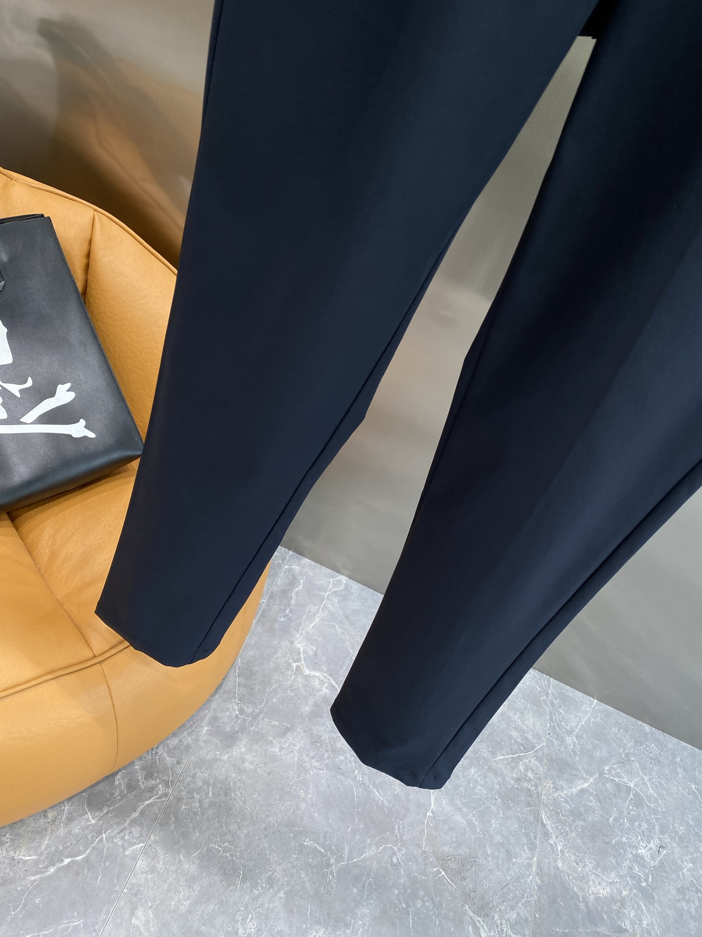 “Stylish LP Pants for Office Confidence” - 图片 6