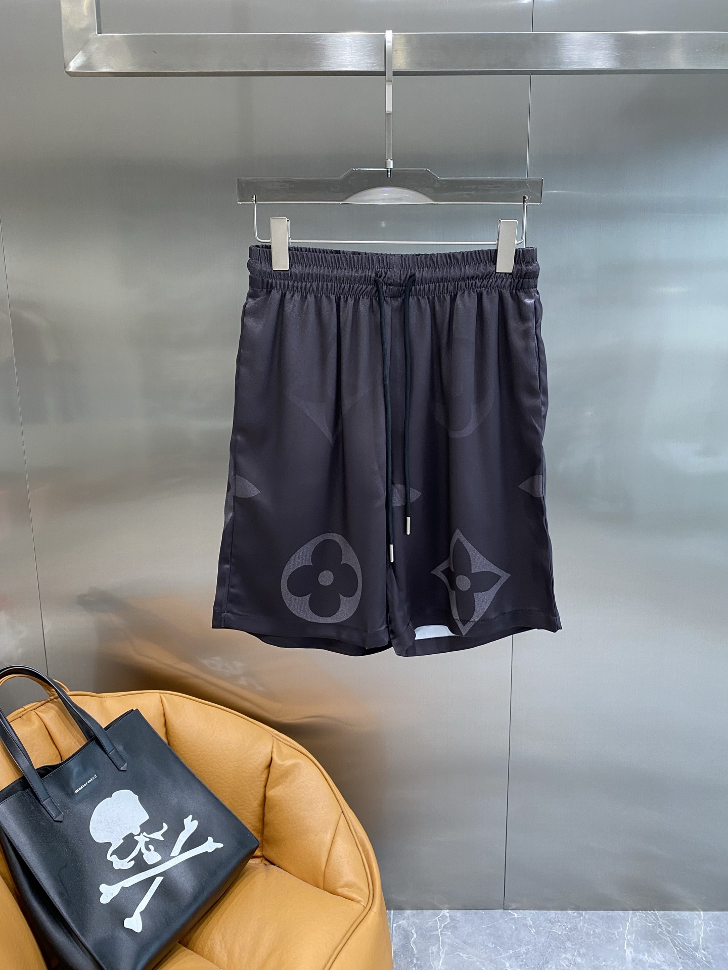 《𝙉𝙚𝙬🤍🖤驴家》休闲睡衣套装 高订天绸丝面料升级工艺升级 家居服 高定俄罗丝面料亲肤轻柔舒适 家居必备