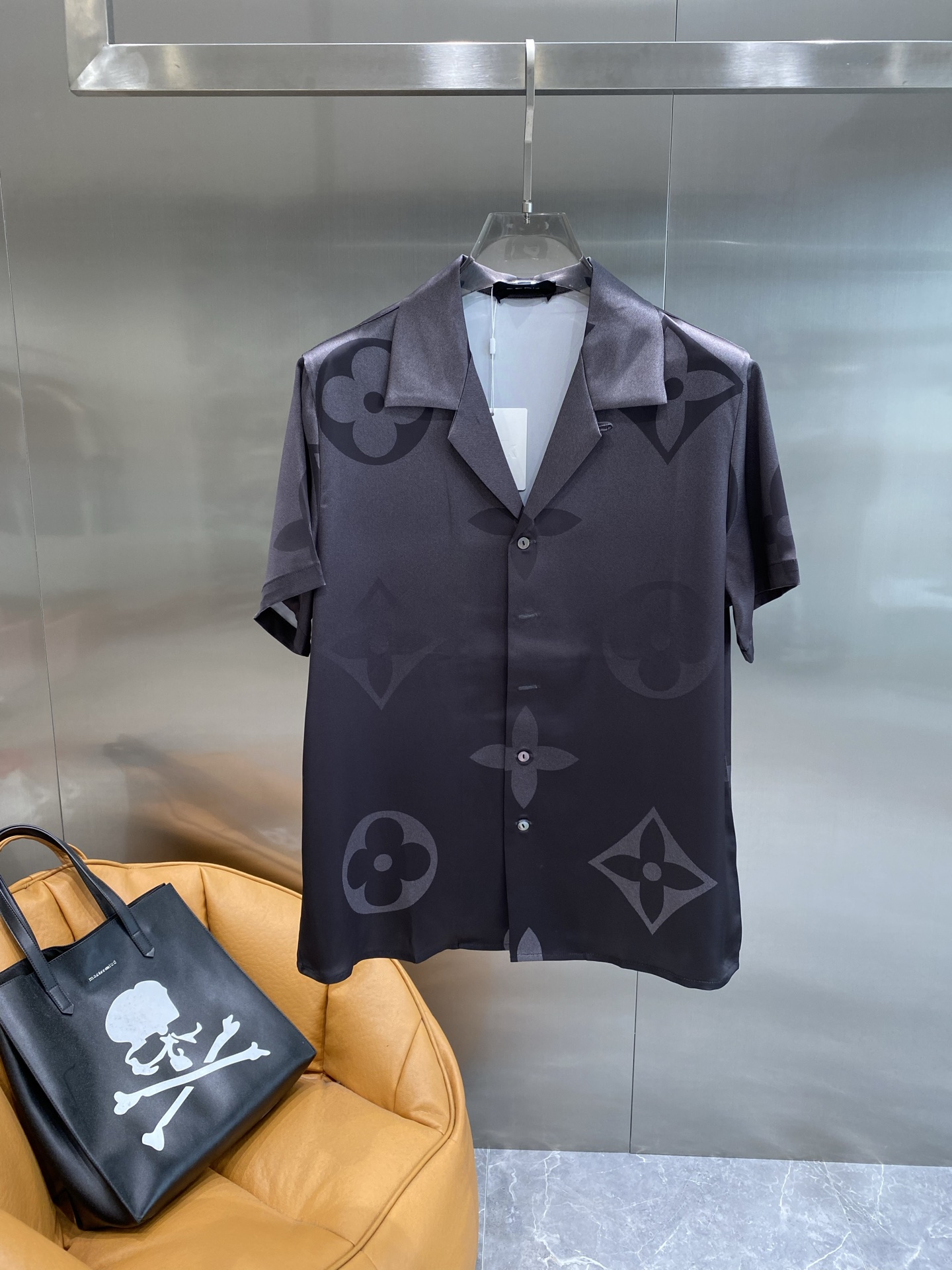 《𝙉𝙚𝙬🤍🖤驴家》休闲睡衣套装 高订天绸丝面料升级工艺升级 家居服 高定俄罗丝面料亲肤轻柔舒适 家居必备