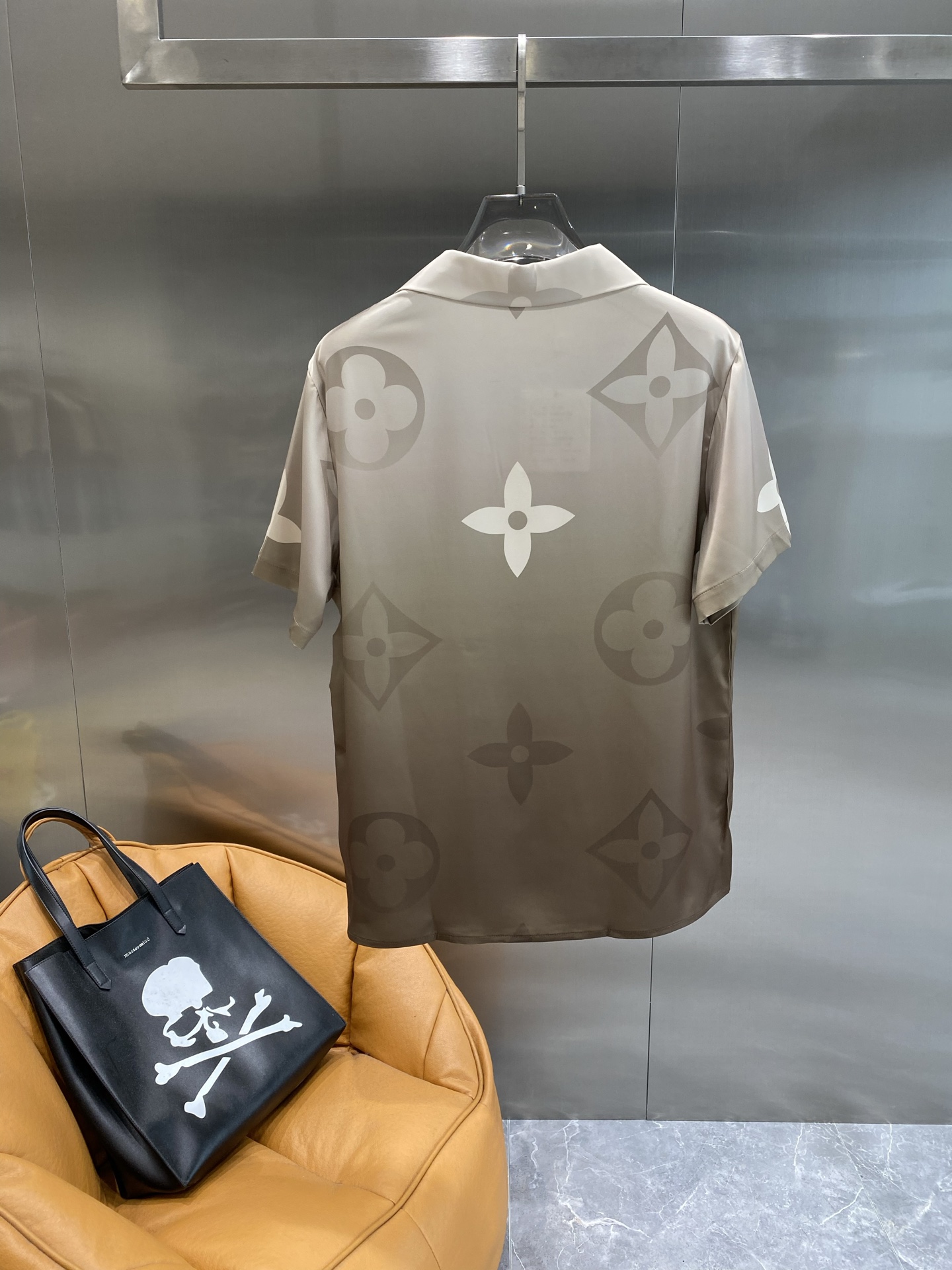 《𝙉𝙚𝙬🤍🖤驴家》休闲睡衣套装 高订天绸丝面料升级工艺升级 家居服 高定俄罗丝面料亲肤轻柔舒适 家居必备