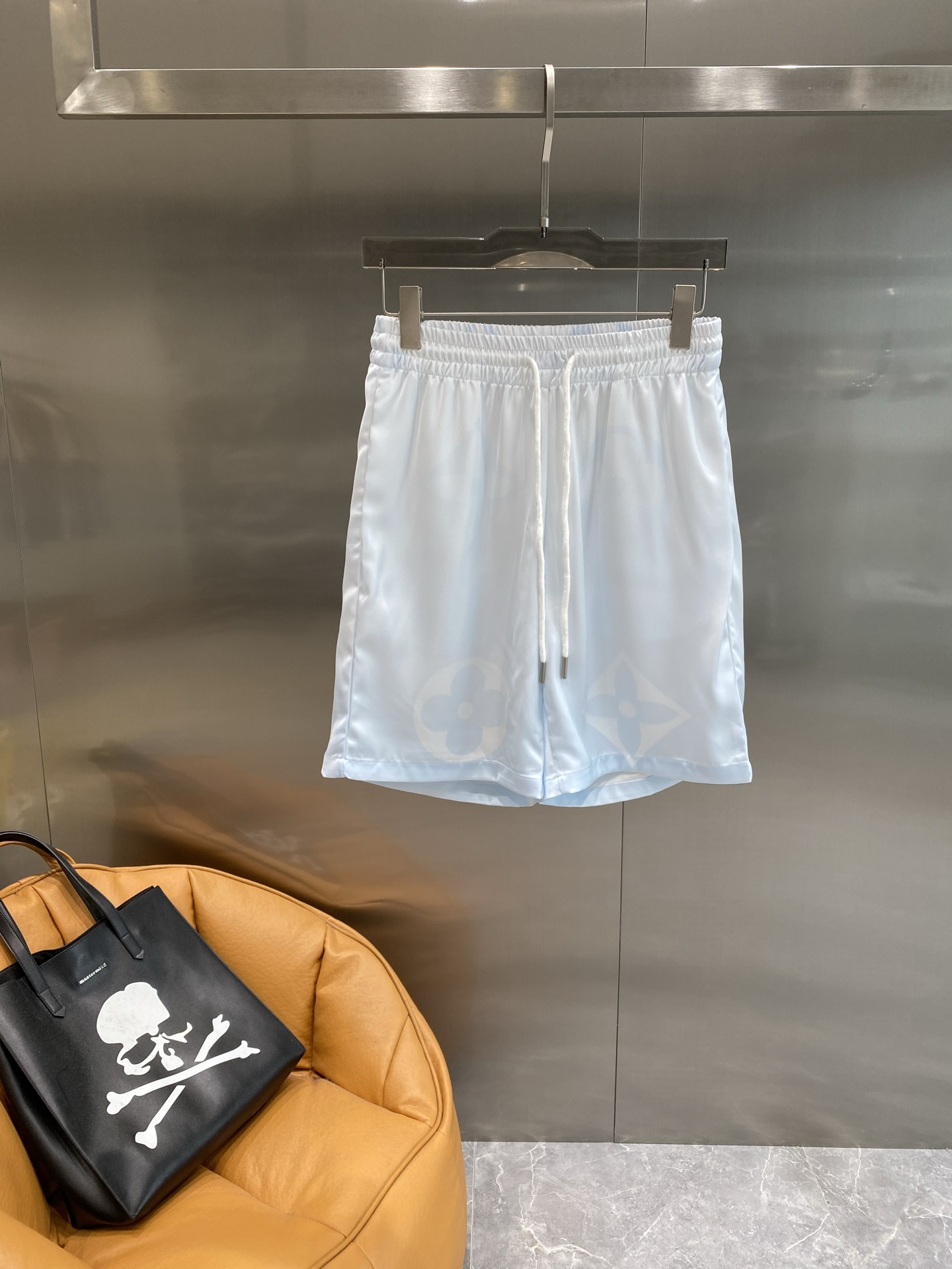 《𝙉𝙚𝙬🤍🖤驴家》休闲睡衣套装 高订天绸丝面料升级工艺升级 家居服 高定俄罗丝面料亲肤轻柔舒适 家居必备