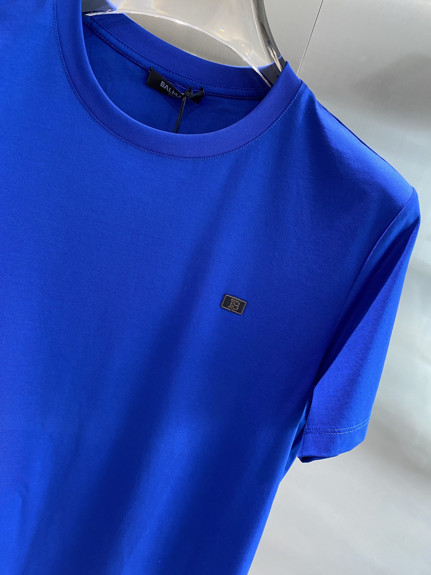 “Balman Short Sleeves: Simple and Cool Summer Fashion for New Queens” - 图片 5