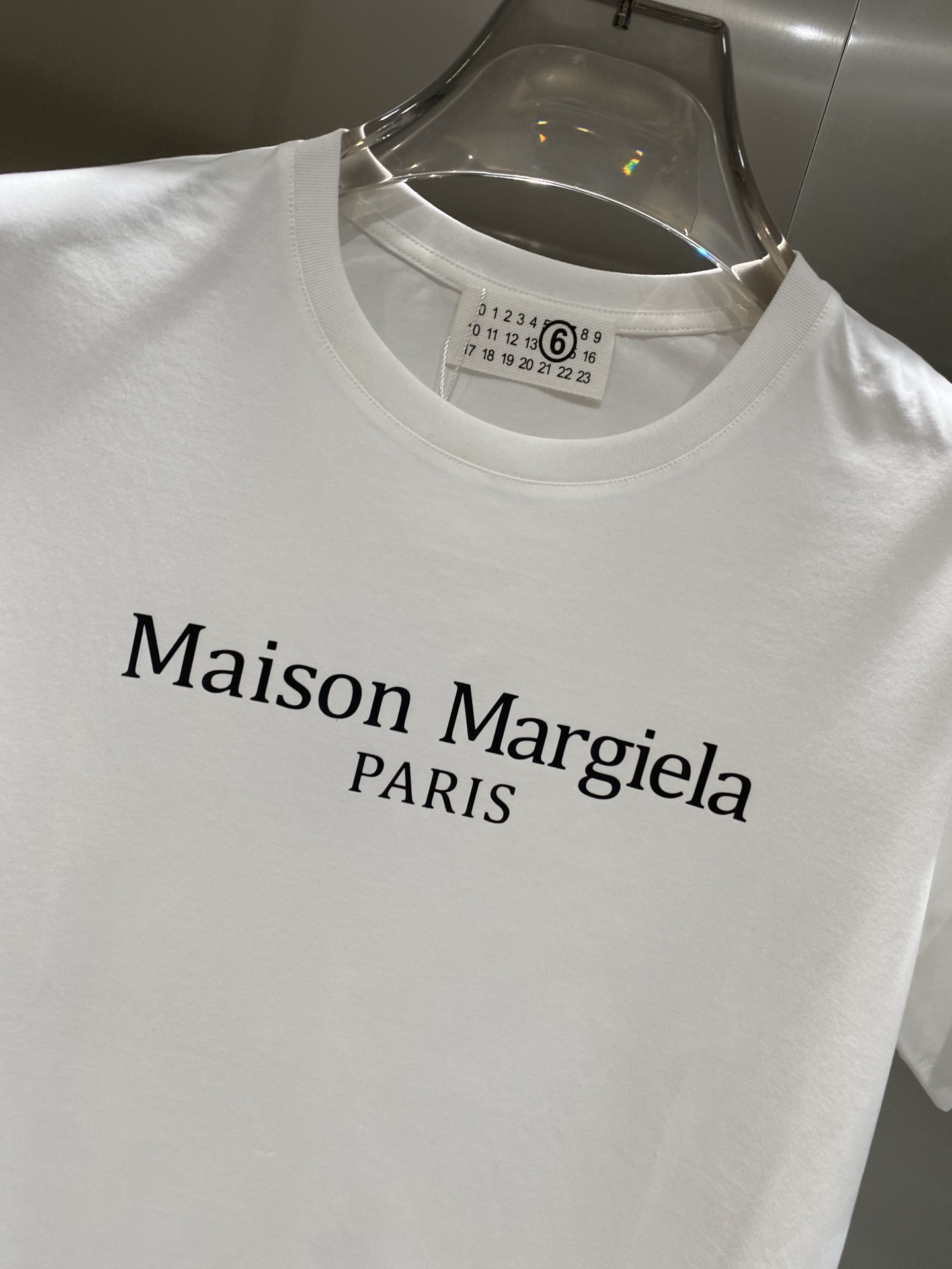 Stylish MMJ Home: Maison Margiela T-shirt with High-Level Selection - 图片 5