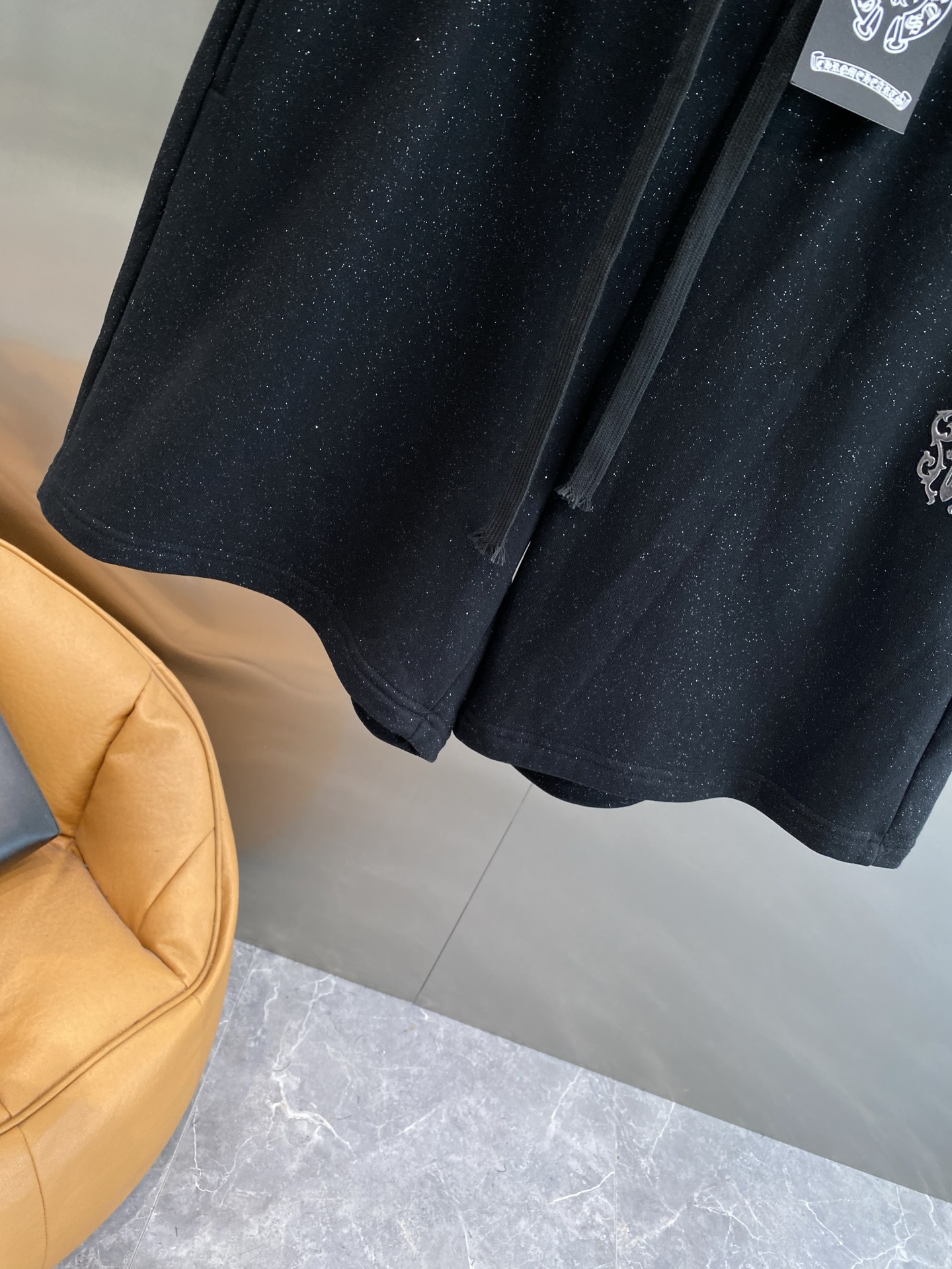 Luxurious and Fashionable New York House: Perfect 2025 Summer Shorts with Comfortable and Regulated Fabrics - 图片 8