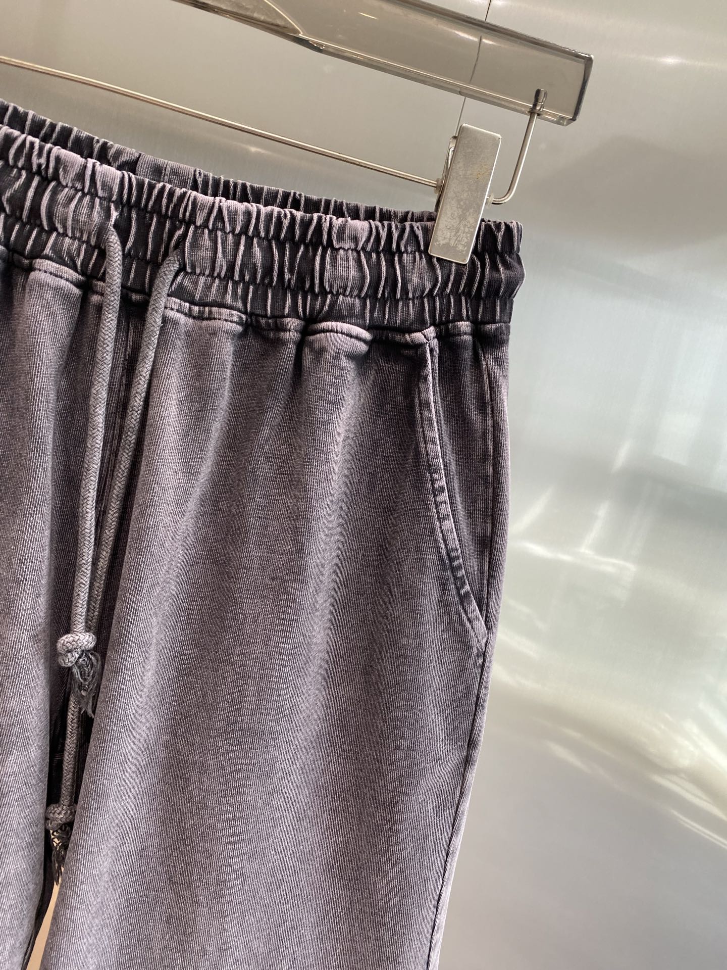 2025 Summer Shorts: Comfortable, Stylish, Luxurious Fabric, Easy to Regulate - 图片 5