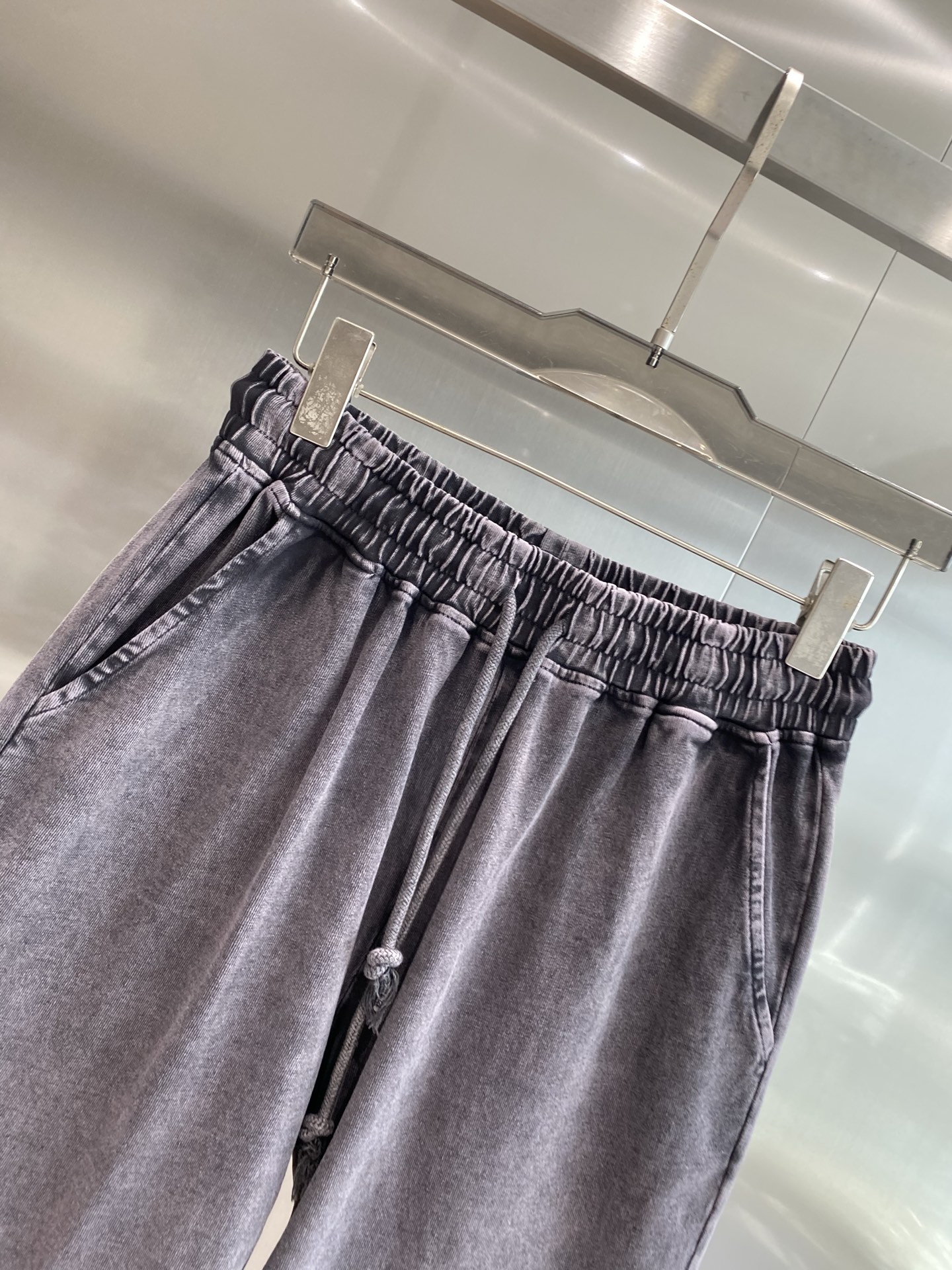 2025 Summer Shorts: Comfortable, Stylish, Luxurious Fabric, Easy to Regulate - 图片 3