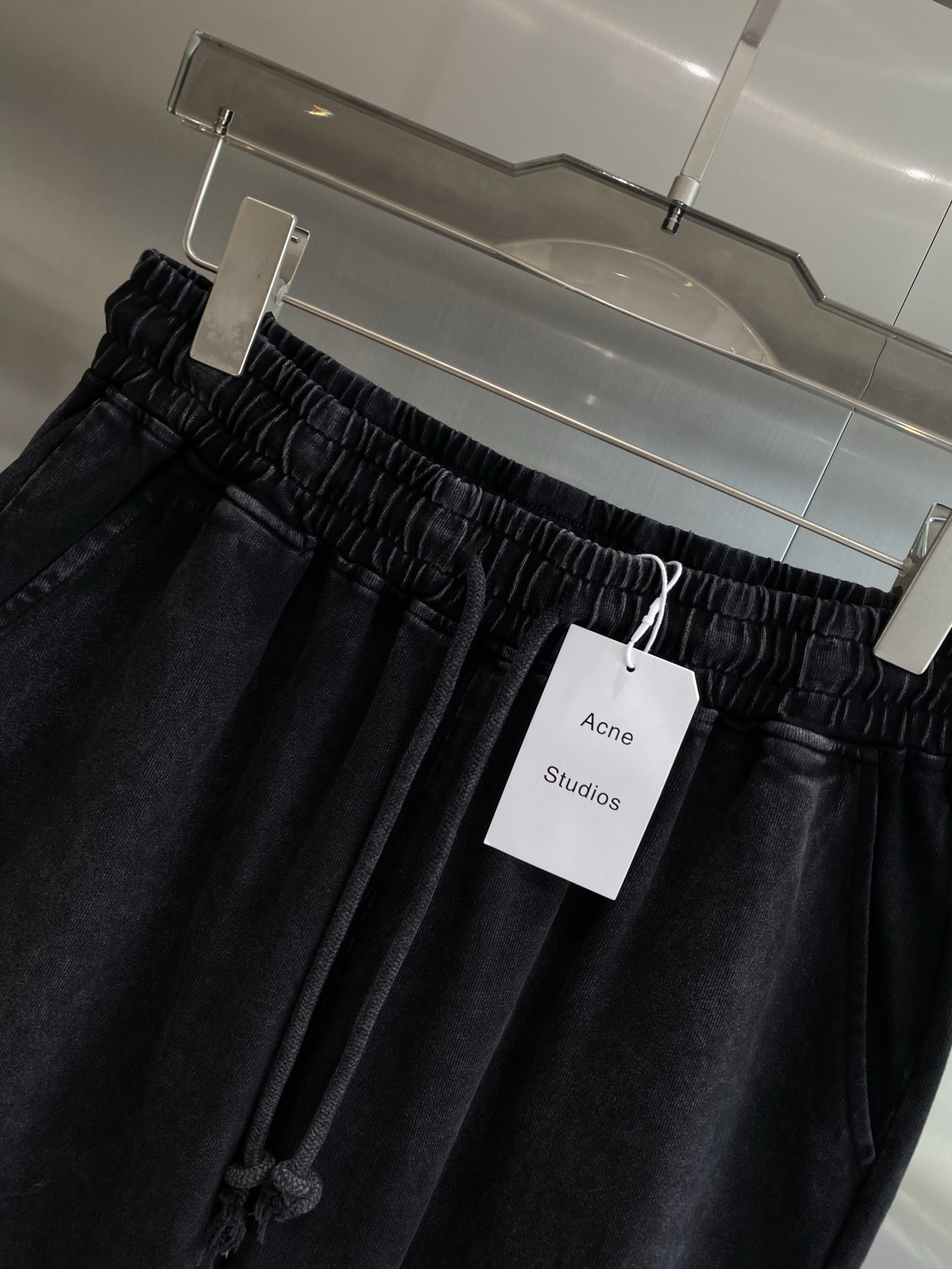 2025 Summer Collection: Low-key Luxurious and Fashionful ACNE House Classics - 图片 5