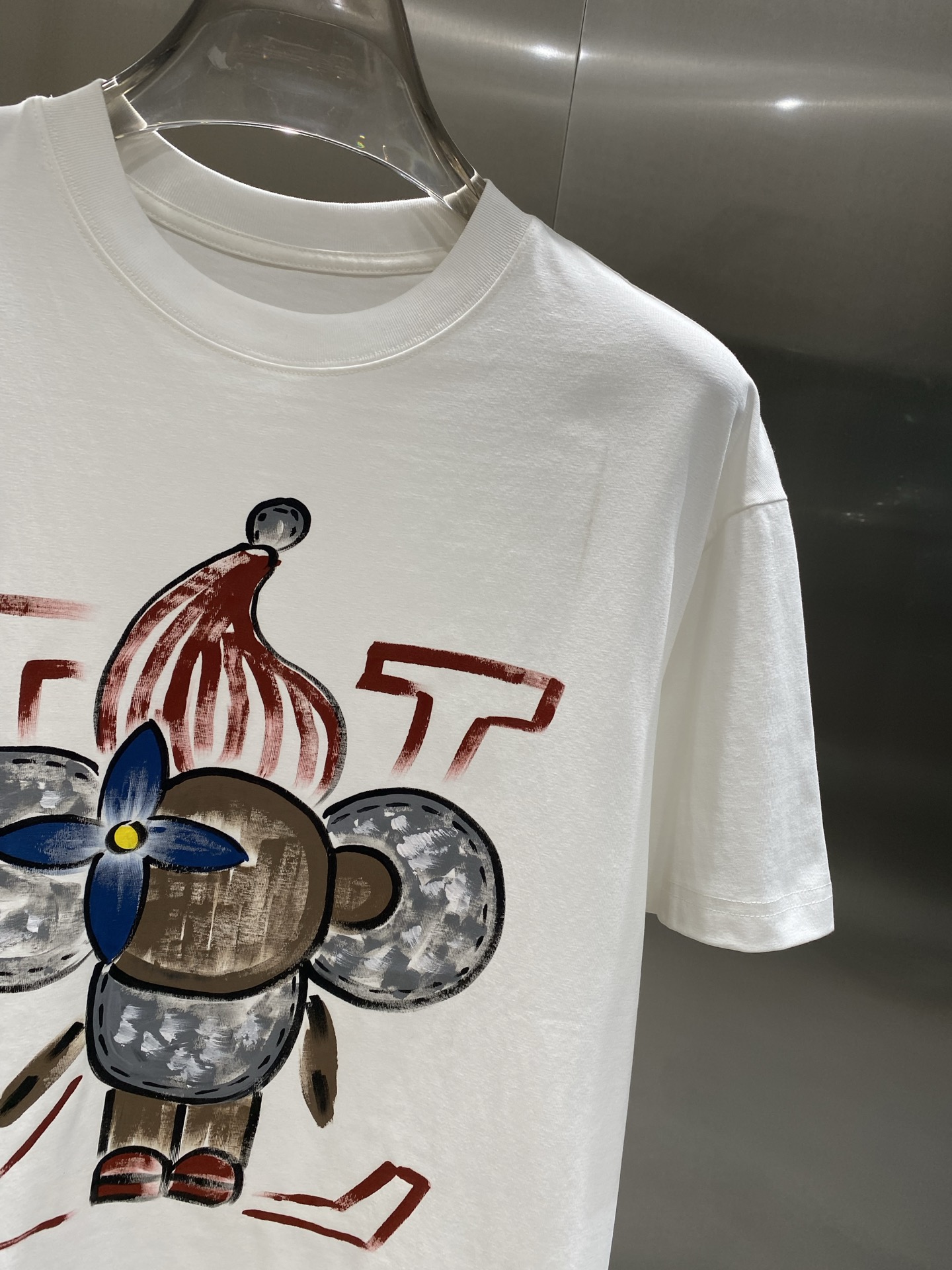 《𝙉𝙚𝙬🤍🖤驴家》路易威*LV 25ss春夏新款首发专柜最新款短袖圆领T恤 手绘工艺 高端订制 设计前卫