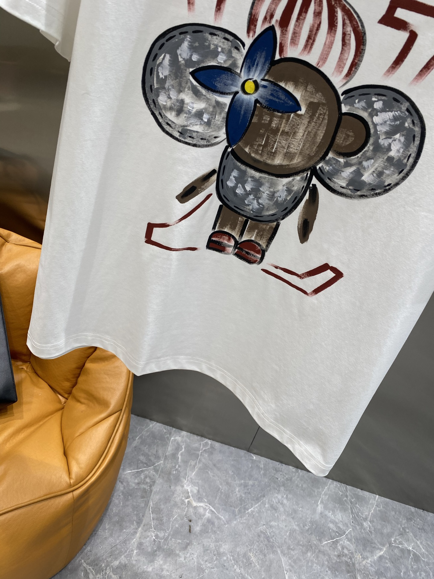 《𝙉𝙚𝙬🤍🖤驴家》路易威*LV 25ss春夏新款首发专柜最新款短袖圆领T恤 手绘工艺 高端订制 设计前卫