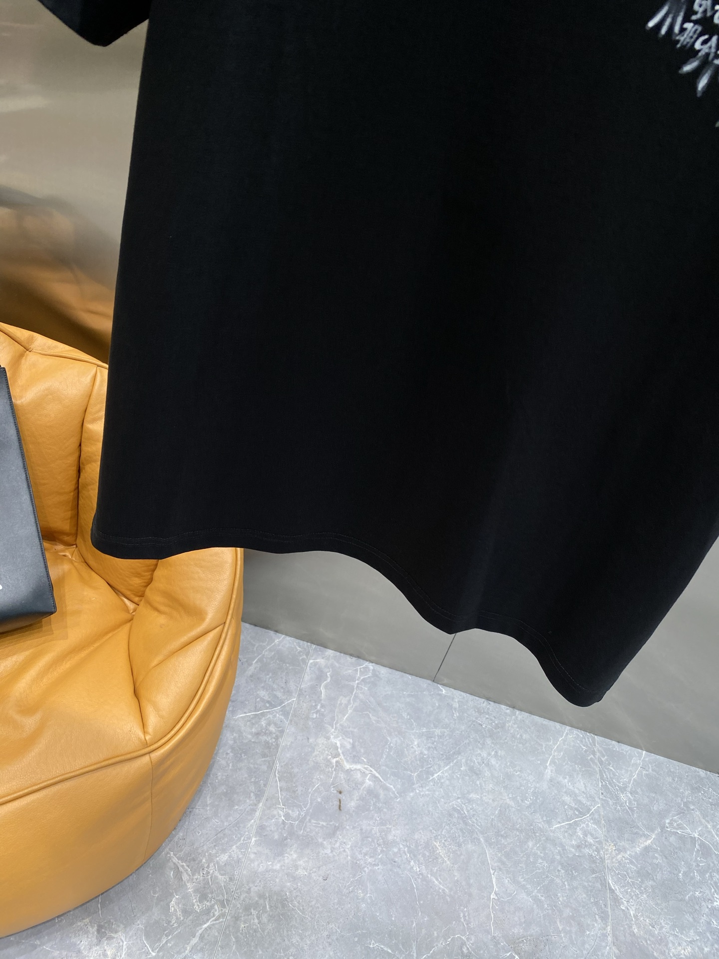 《𝙉𝙚𝙬🤍🖤克家》克罗心2025春夏新款首发专柜最新款圆领短袖 高端订制 设计前卫时尚！品牌logo重工