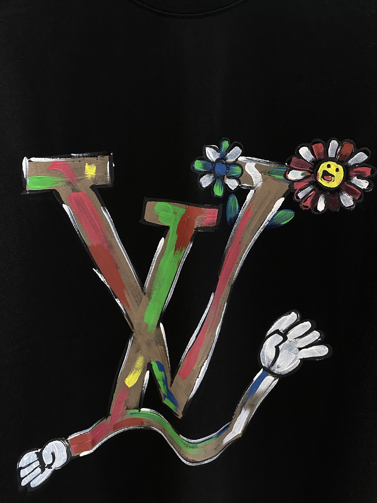 《𝙉𝙚𝙬🤍🖤驴家》路易威*LV 25ss春夏新款首发专柜最新款短袖圆领T恤 手绘工艺 高端订制 设计前卫