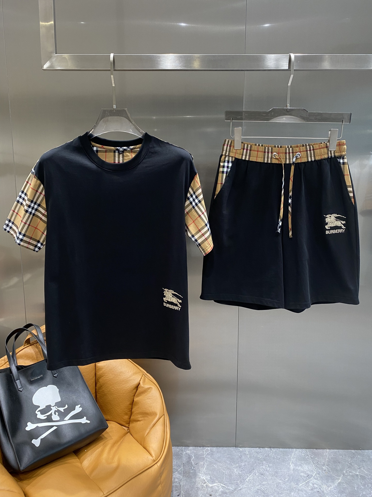 “Custom Men’s Summer Shorts Suit: Top Comfort and Impeccable Design” - 图片 2