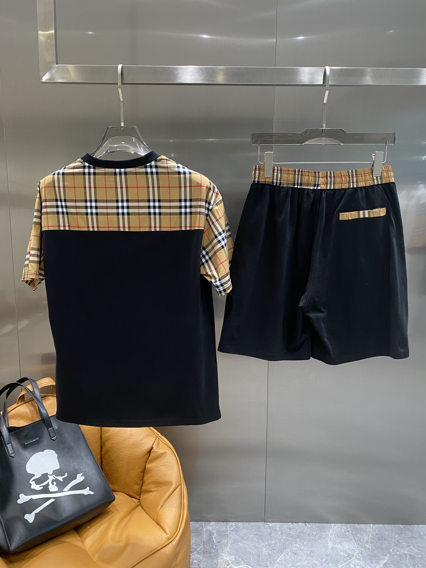 “Custom Men’s Summer Shorts Suit: Top Comfort and Impeccable Design” - 图片 3