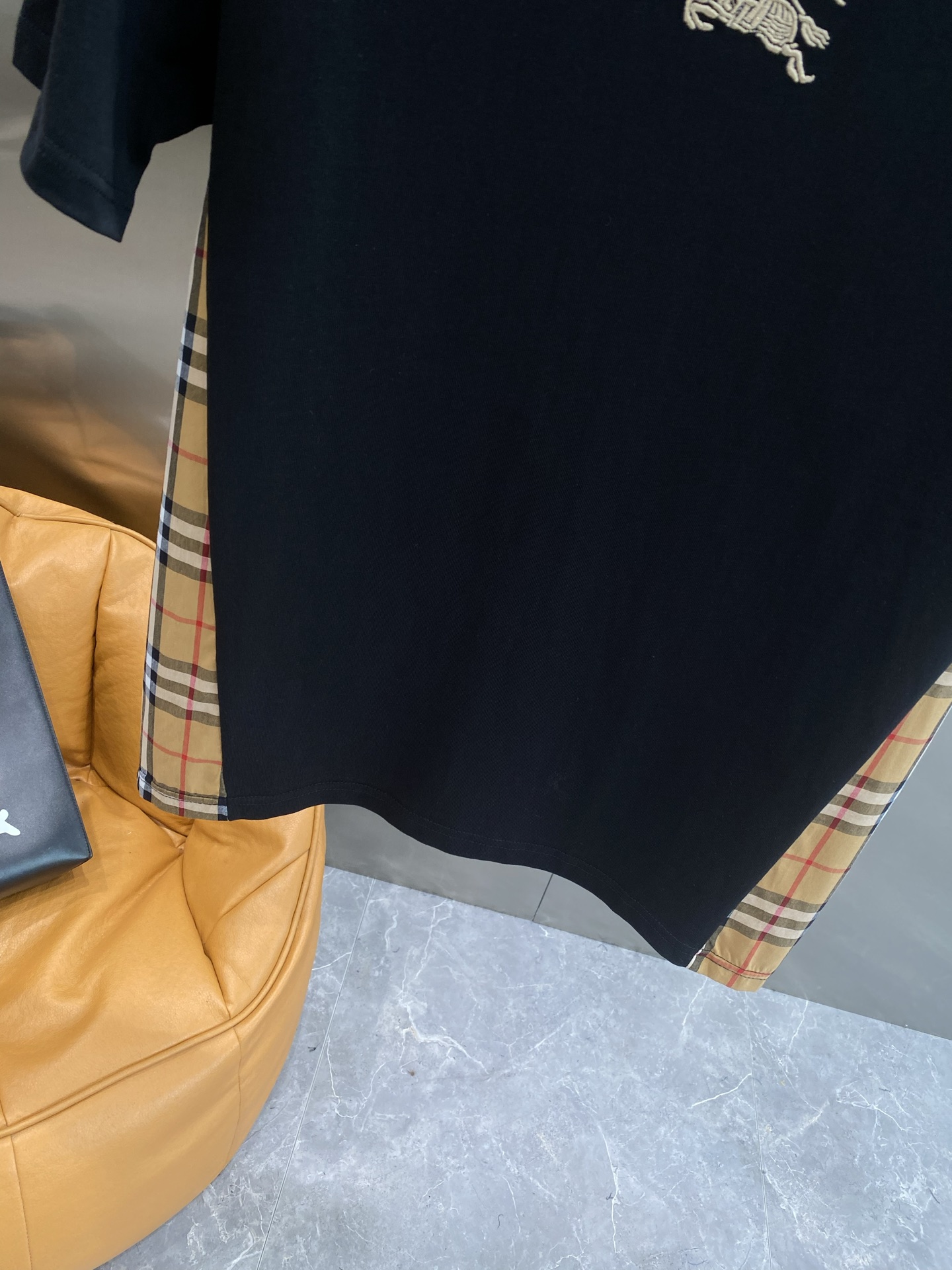 “High-end Custom Cotton Shorts for Spring/Summer 2025: The New Peaks” - 图片 6