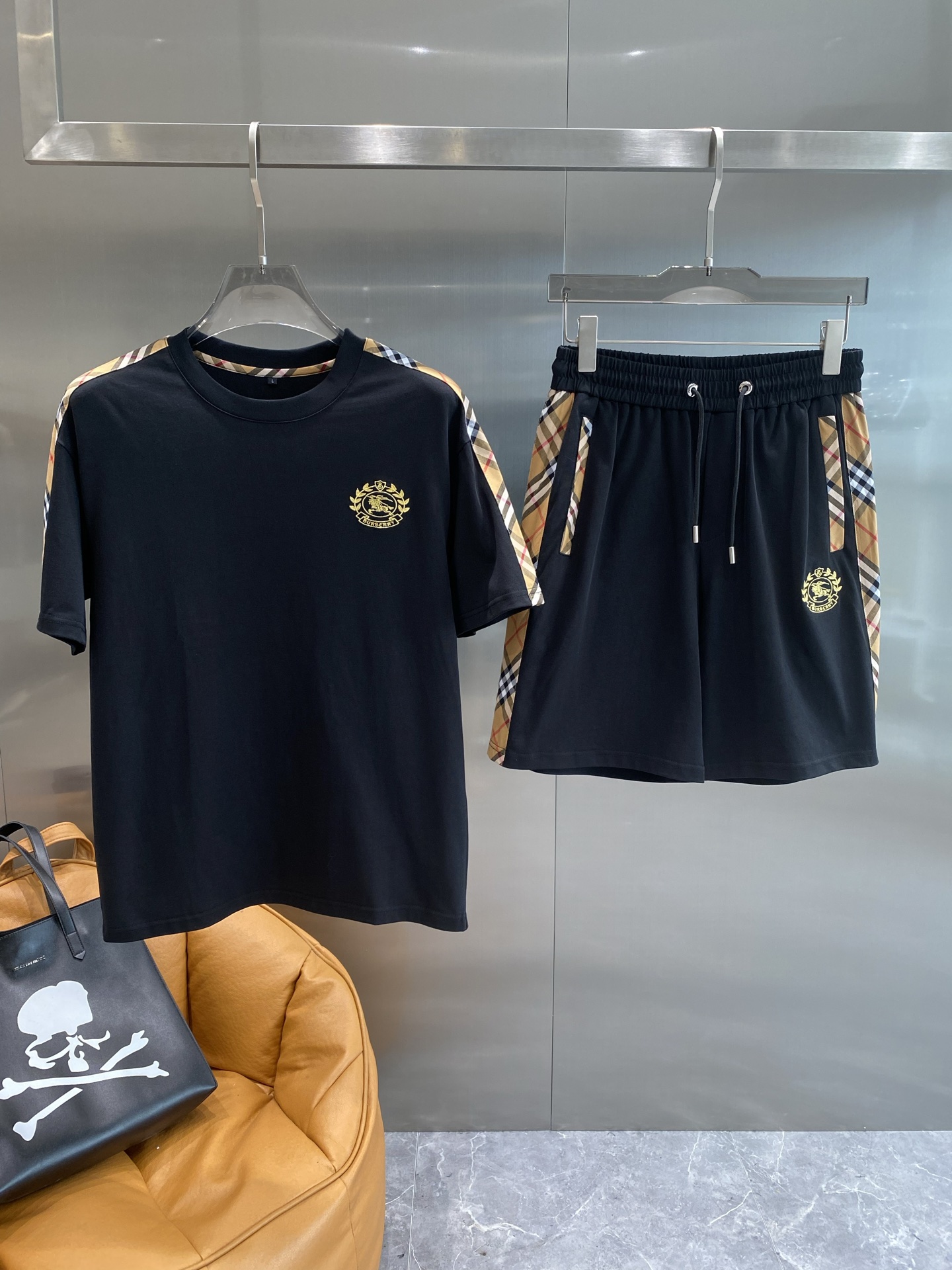 “High-End Custom Cotton Shorts: The New Peaks for Spring/Summer 2025!” - 图片 1